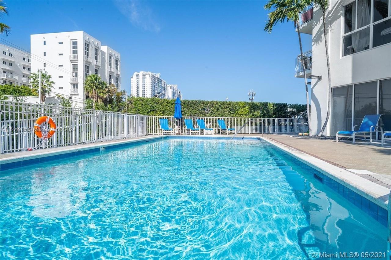 1688 West Ave 703, Miami Beach, Florida 33139, 2 Bedrooms Bedrooms, ,2 BathroomsBathrooms,Residentiallease,For Rent,1688 West Ave 703,A11514935