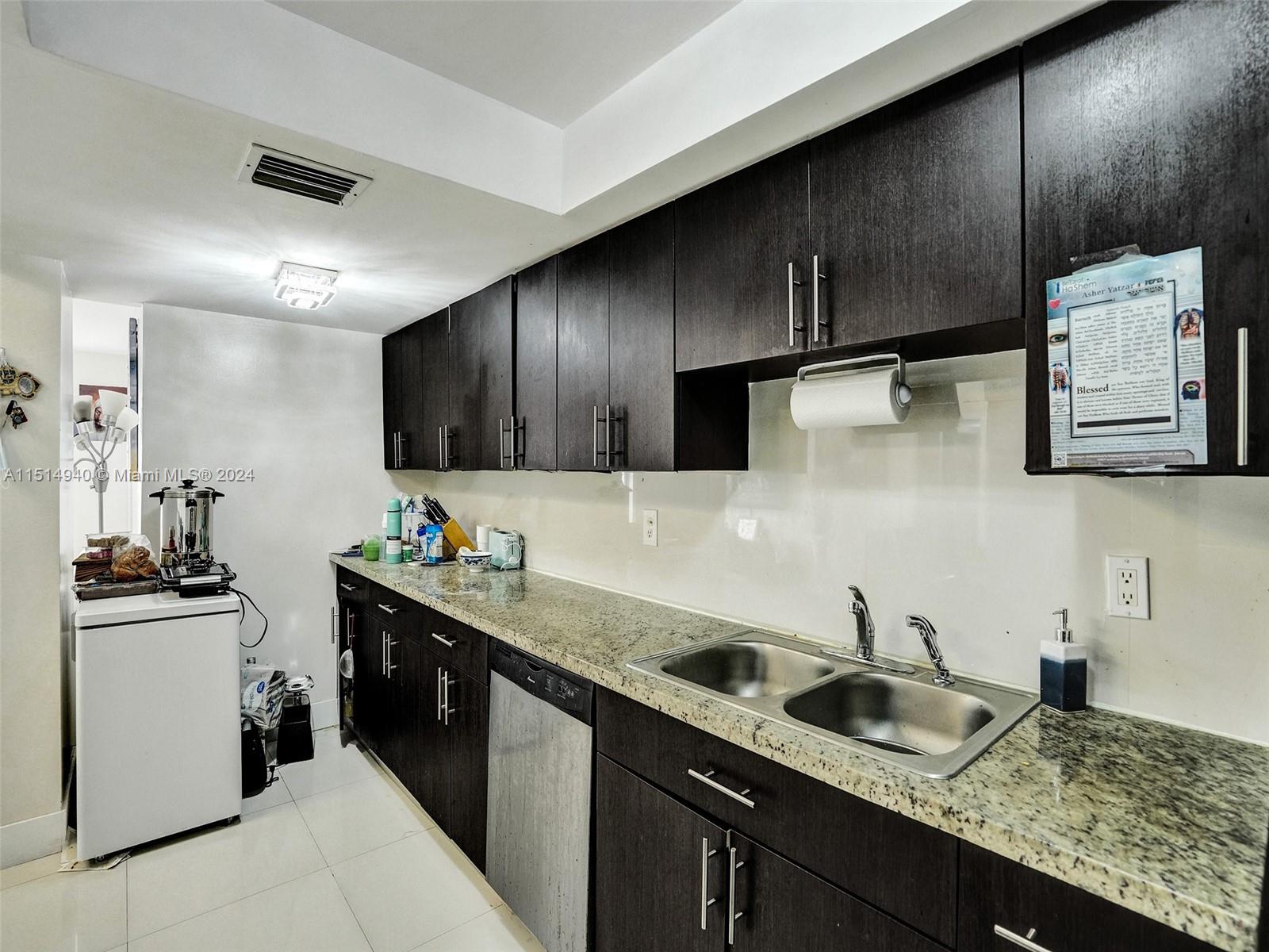 18061 Biscayne Blvd, Aventura, FL, 33160 United States, 2 Bedrooms Bedrooms, ,2 BathroomsBathrooms,Residential,For Sale,Biscayne Blvd,A11514940