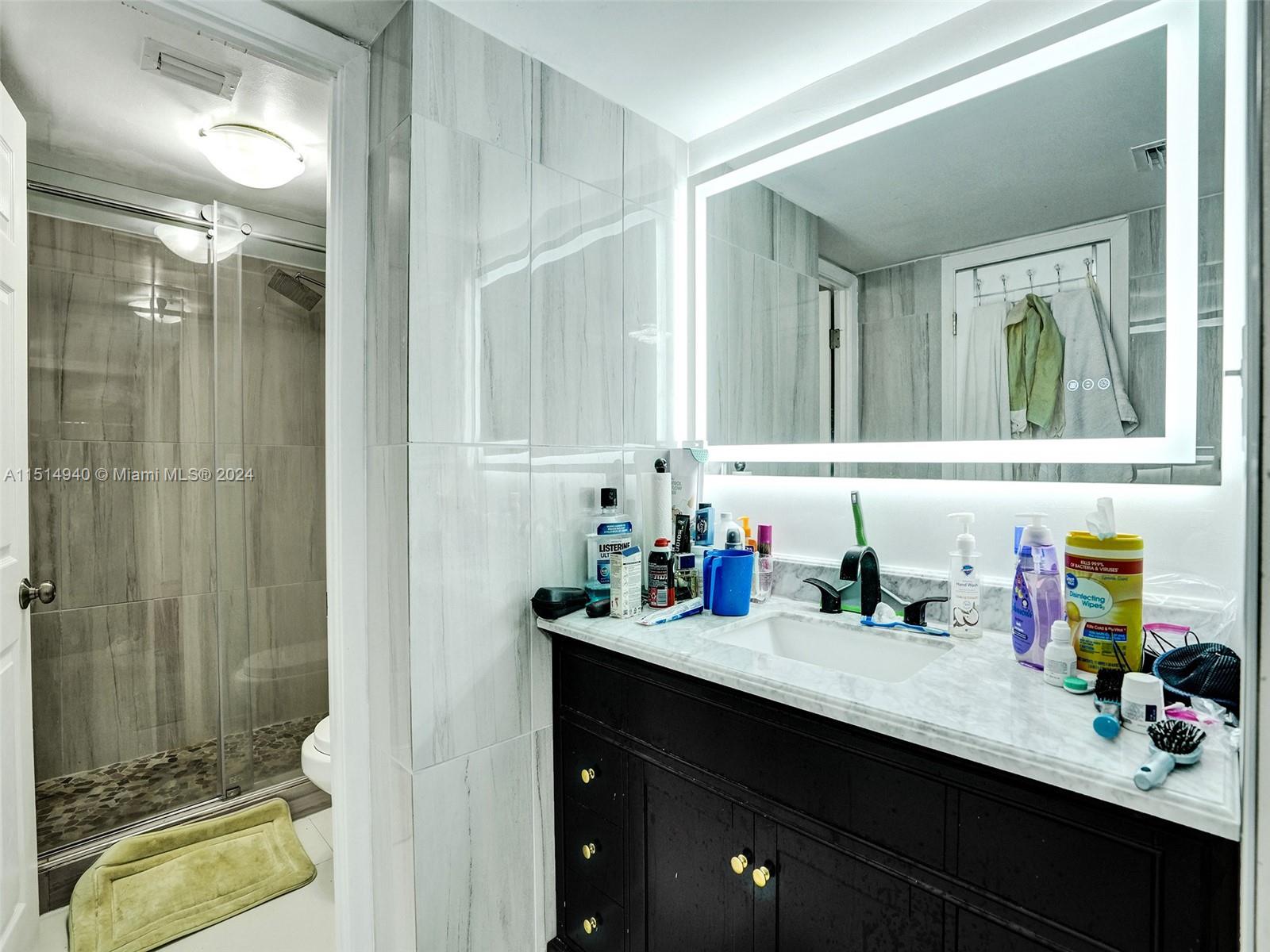 18061 Biscayne Blvd, Aventura, FL, 33160 United States, 2 Bedrooms Bedrooms, ,2 BathroomsBathrooms,Residential,For Sale,Biscayne Blvd,A11514940
