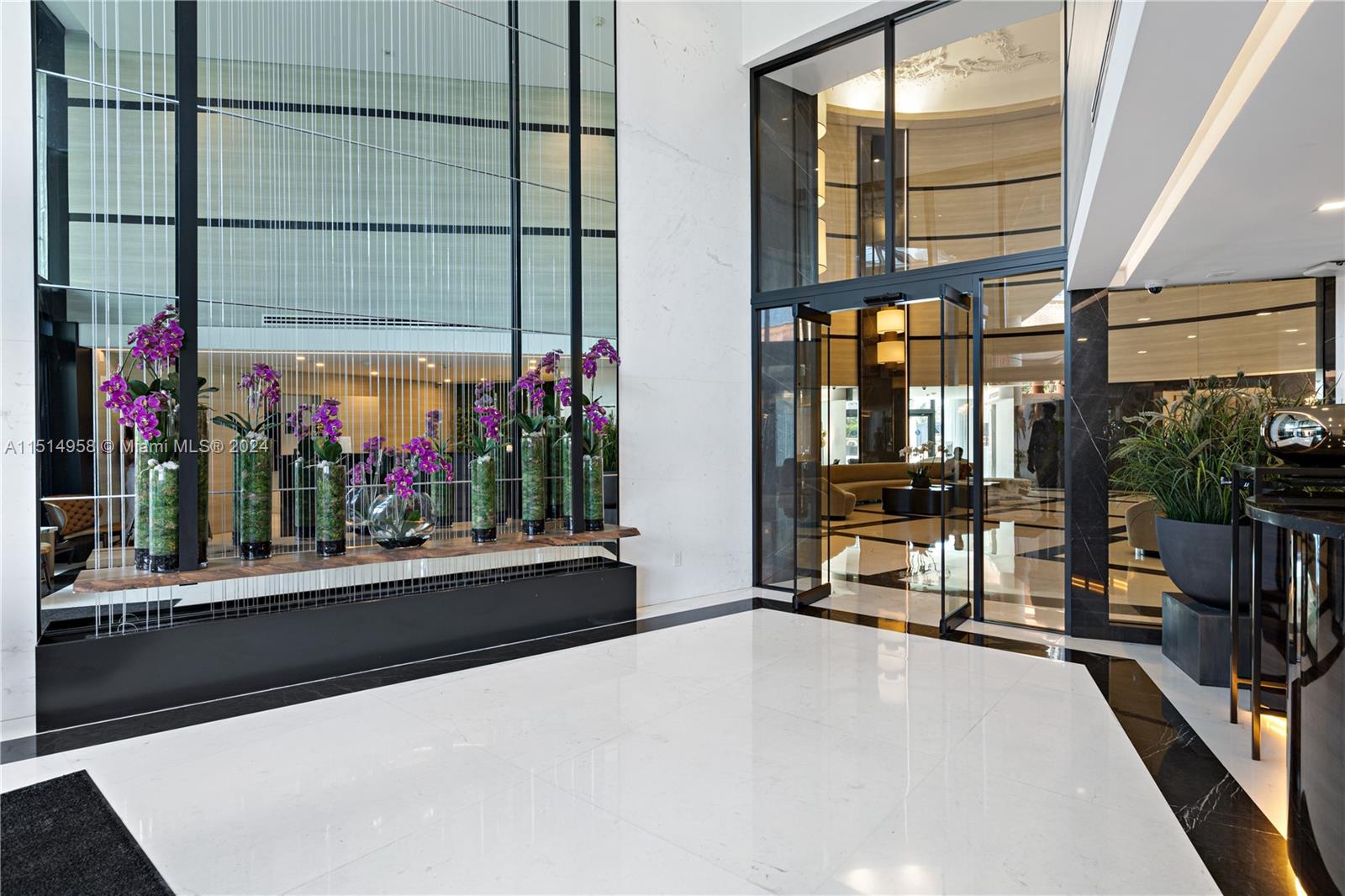 300 Pointe Dr, Miami Beach, FL, 33139 United States, 3 Bedrooms Bedrooms, ,2 BathroomsBathrooms,Residential,For Sale,Pointe Dr,A11514958