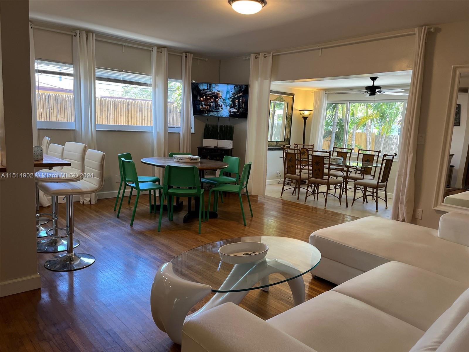 113 SW 2nd St, Hallandale Beach, Florida 33009, 5 Bedrooms Bedrooms, ,2 BathroomsBathrooms,Residentiallease,For Rent,113 SW 2nd St,A11514902