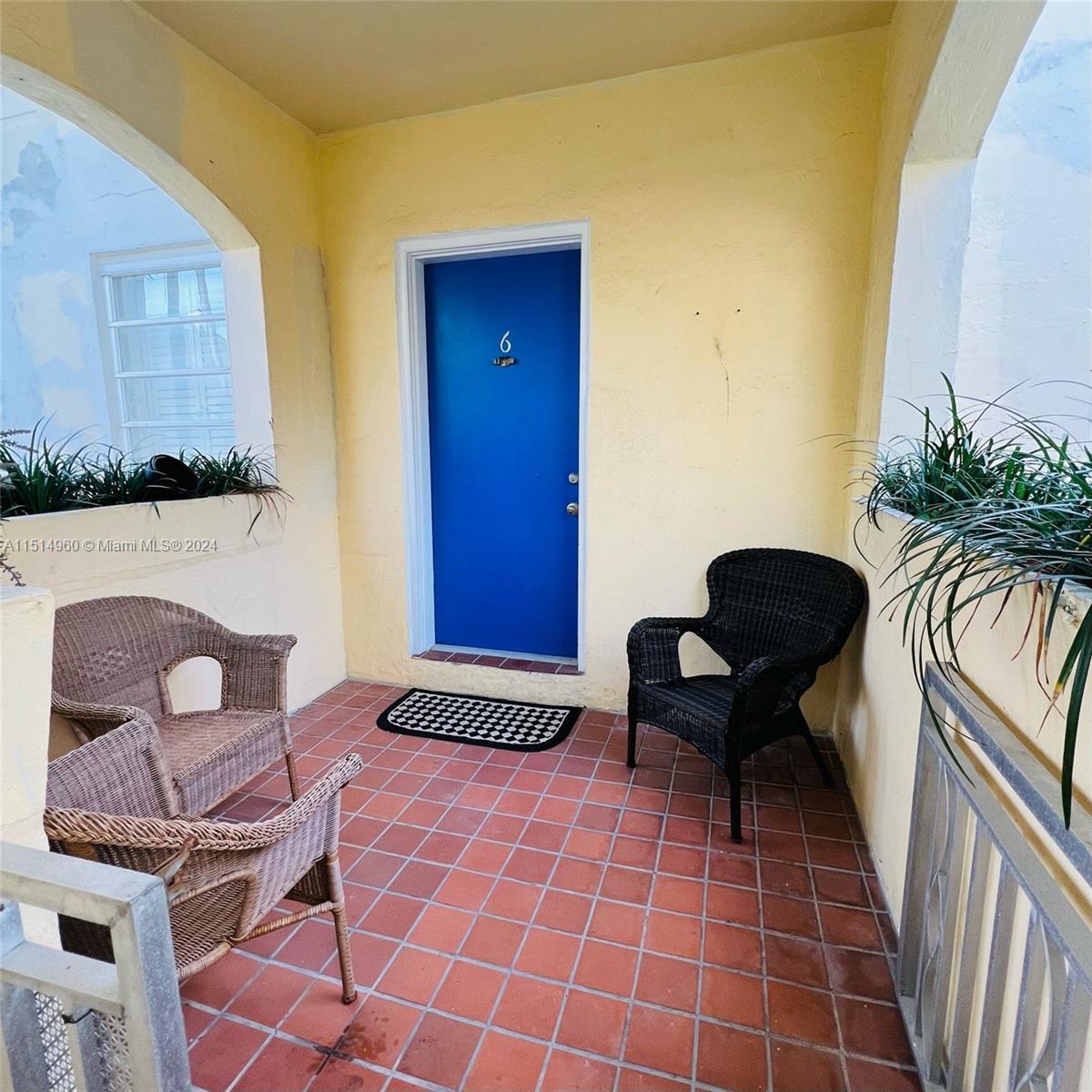 928 Euclid Ave 6, Miami Beach, Florida 33139, 2 Bedrooms Bedrooms, ,2 BathroomsBathrooms,Residentiallease,For Rent,928 Euclid Ave 6,A11514960