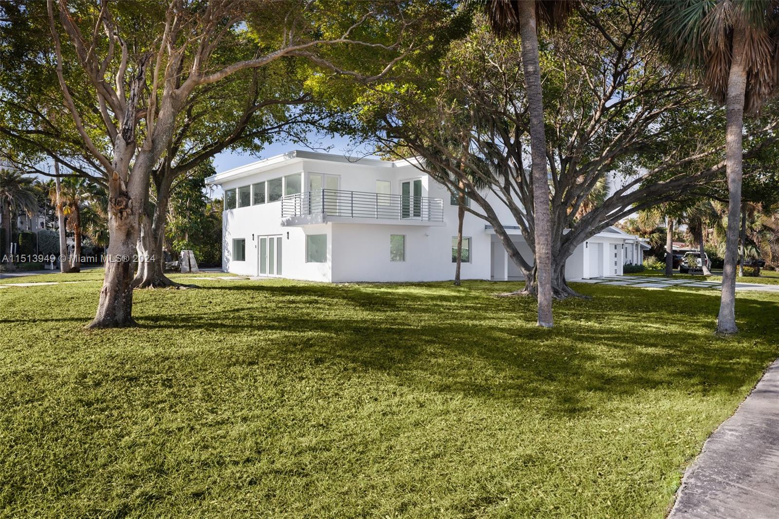 1903 Bay Dr, Pompano Beach, FL, 33062 United States, 4 Bedrooms Bedrooms, ,4 BathroomsBathrooms,Residential,For Sale,Bay Dr,A11513949