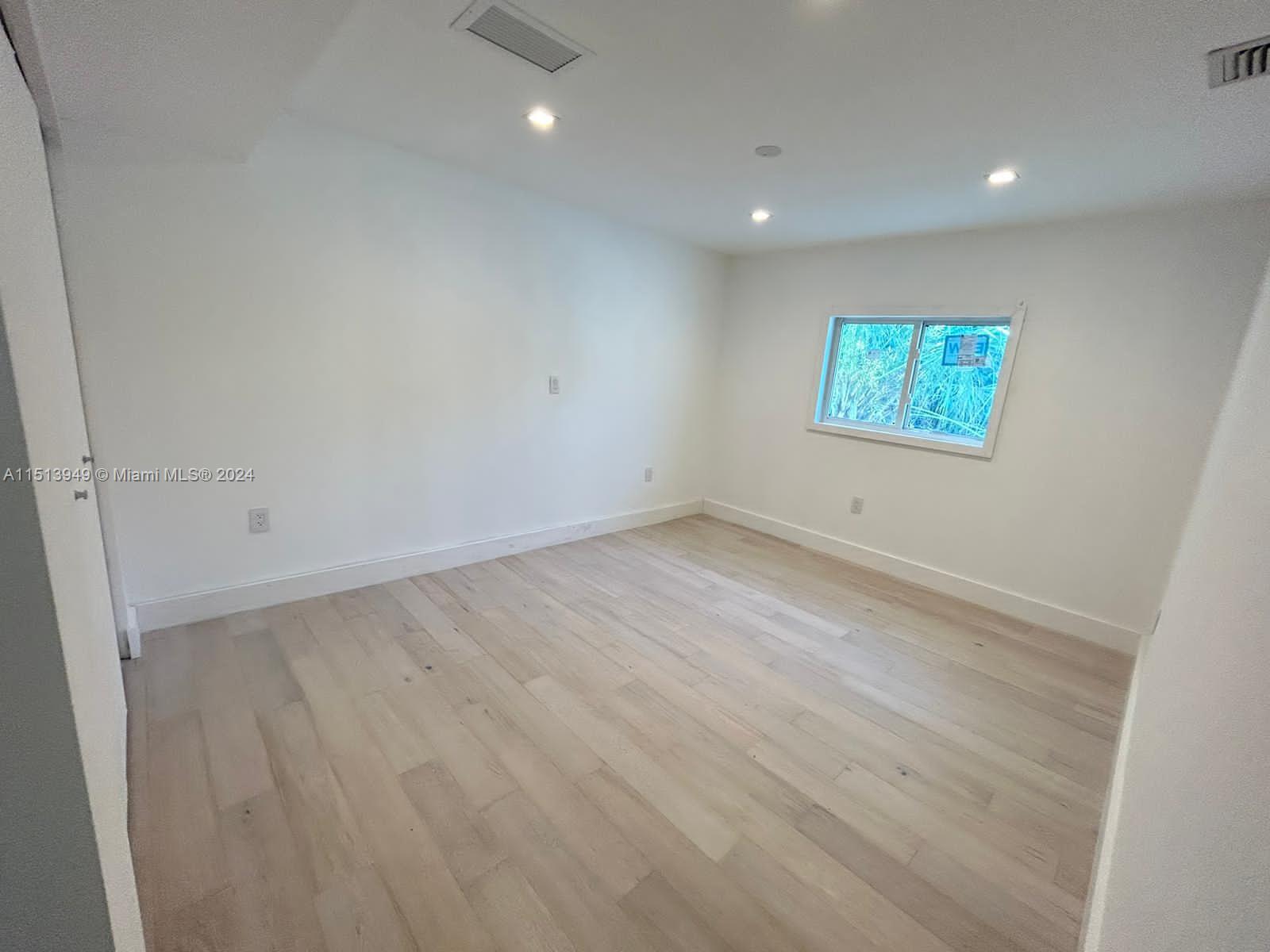 1903 Bay Dr, Pompano Beach, FL, 33062 United States, 4 Bedrooms Bedrooms, ,4 BathroomsBathrooms,Residential,For Sale,Bay Dr,A11513949