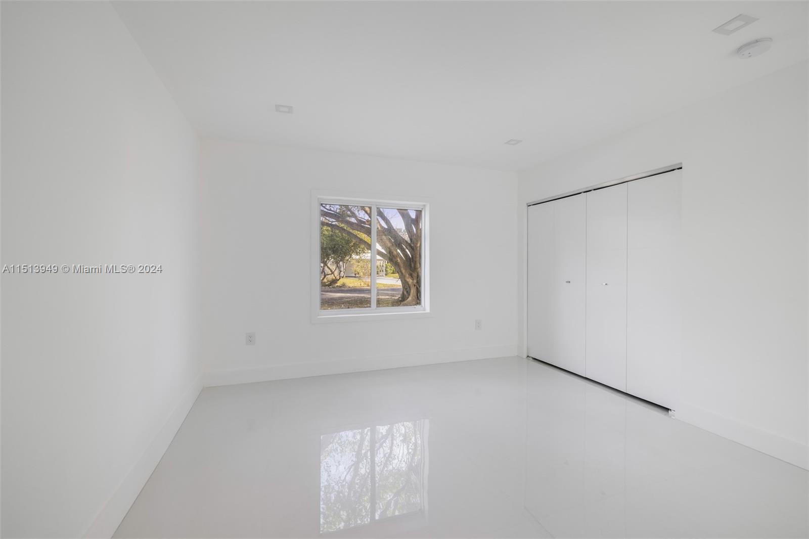 1903 Bay Dr, Pompano Beach, FL, 33062 United States, 4 Bedrooms Bedrooms, ,4 BathroomsBathrooms,Residential,For Sale,Bay Dr,A11513949