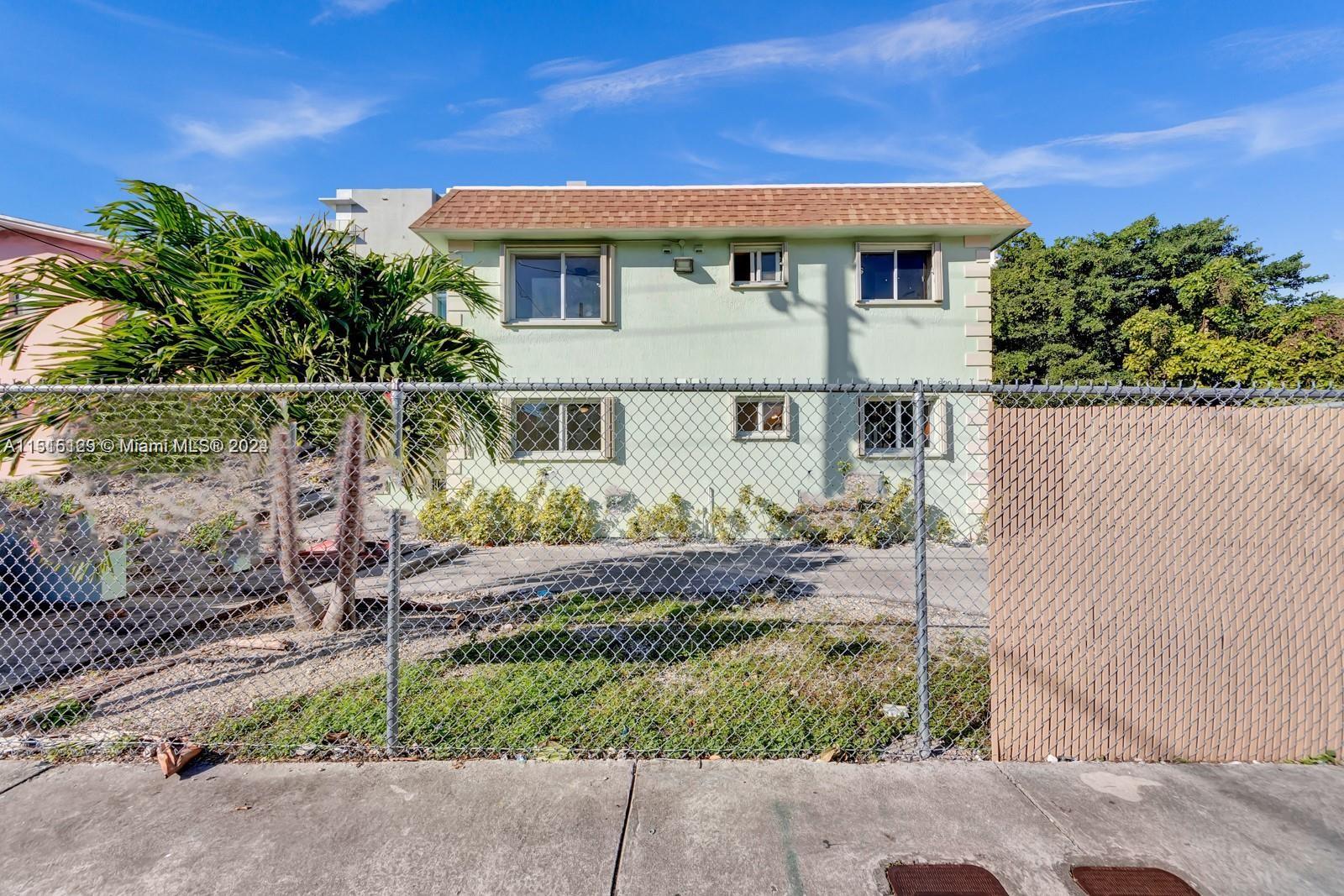 220 NW 7th Ave 2, Miami, Florida 33128, 2 Bedrooms Bedrooms, ,1 BathroomBathrooms,Residentiallease,For Rent,220 NW 7th Ave 2,A11515129