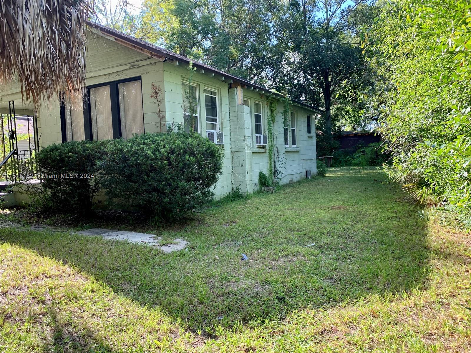 1710 2nd Street, Jacksonville, FL, 32209 United States, 2 Bedrooms Bedrooms, ,1 BathroomBathrooms,Residential,For Sale,2nd Street,A11515182