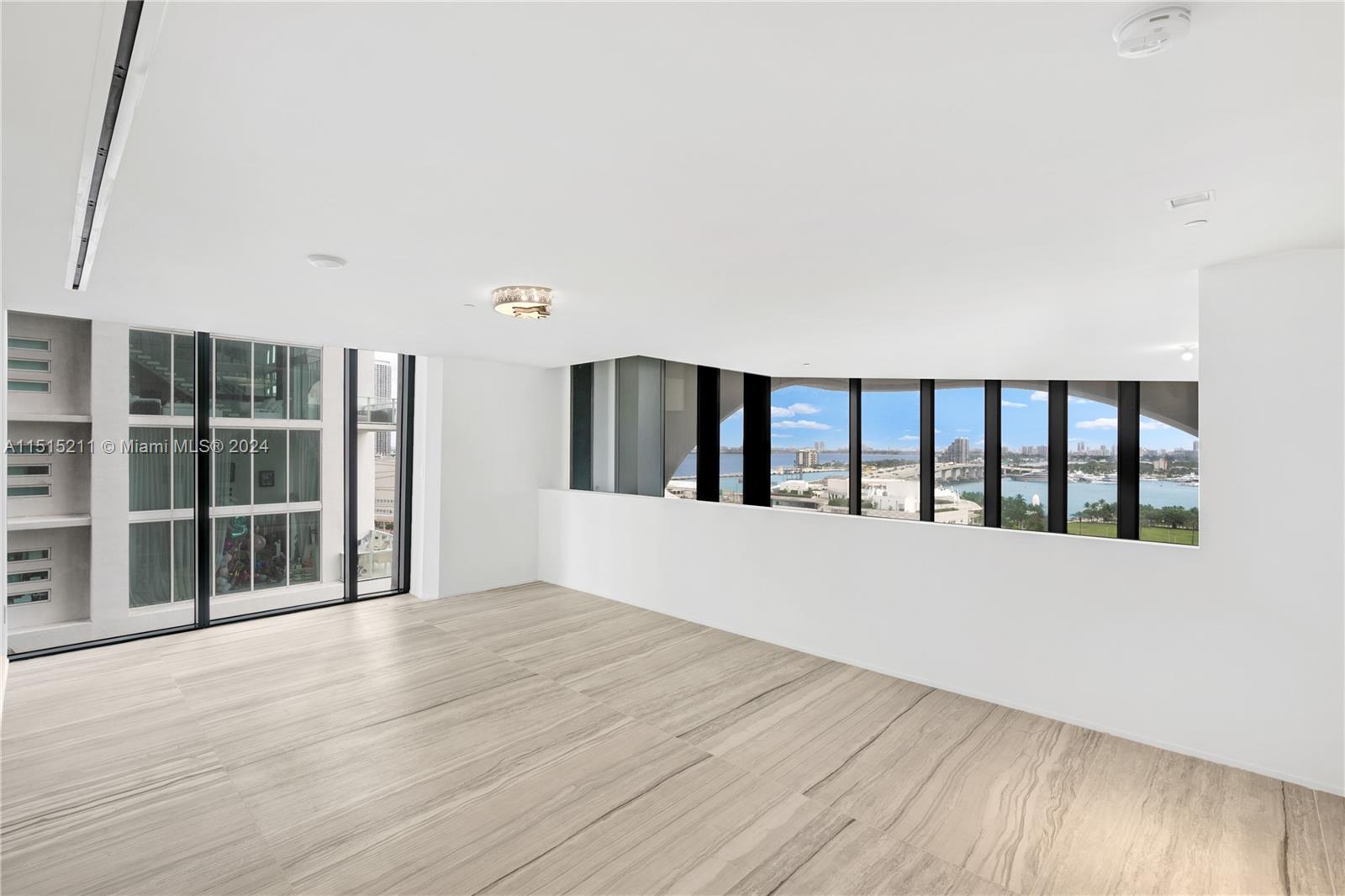 1000 Biscayne Blvd 1202, Miami, FL 33132, 5 Bedrooms Bedrooms, ,6 BathroomsBathrooms,Residential,For Sale,Biscayne Blvd,A11515211