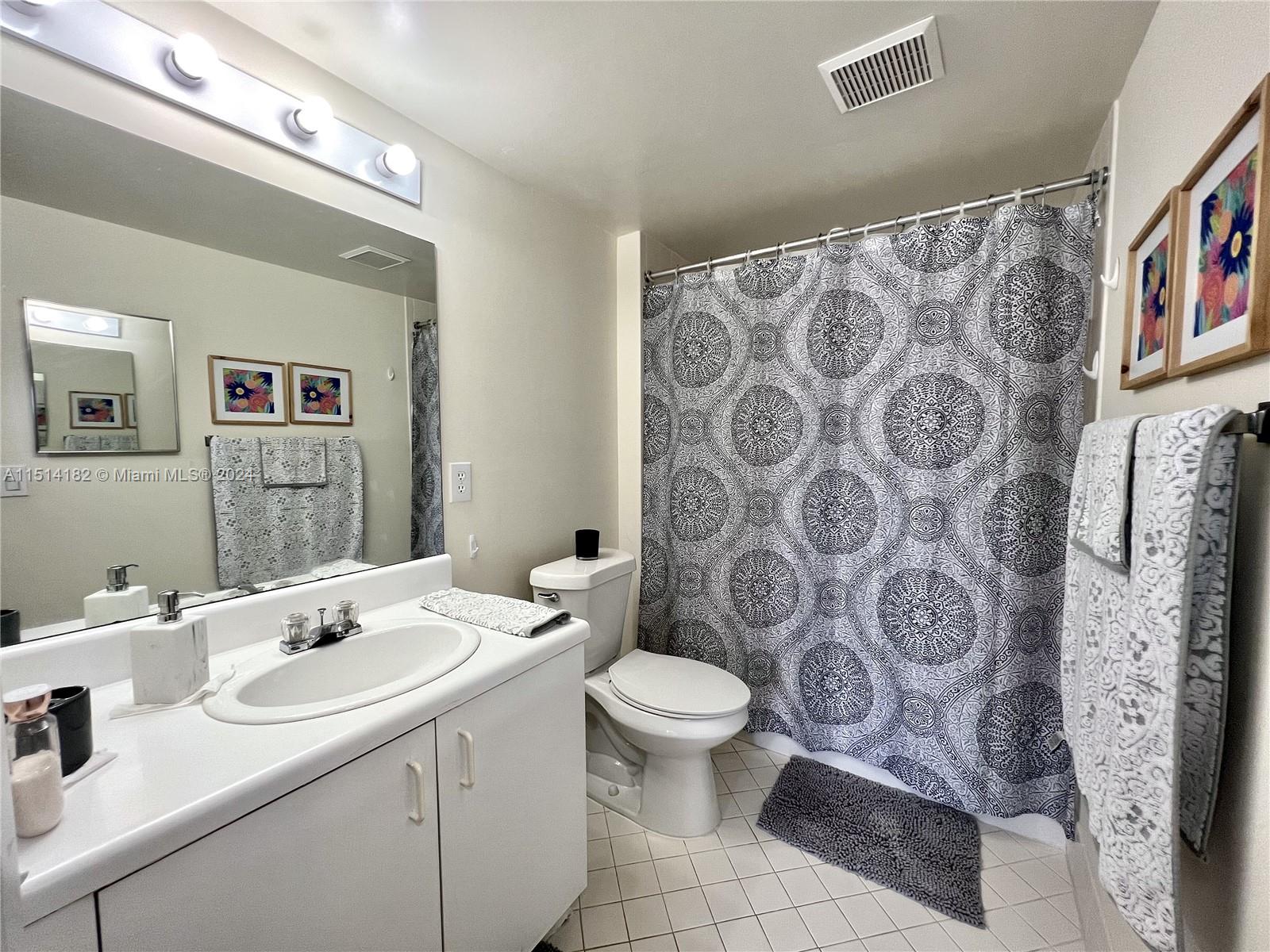 801 138th Ave, Pembroke Pines, FL, 33027 United States, 2 Bedrooms Bedrooms, ,2 BathroomsBathrooms,Residential,For Sale,138th Ave,A11514182