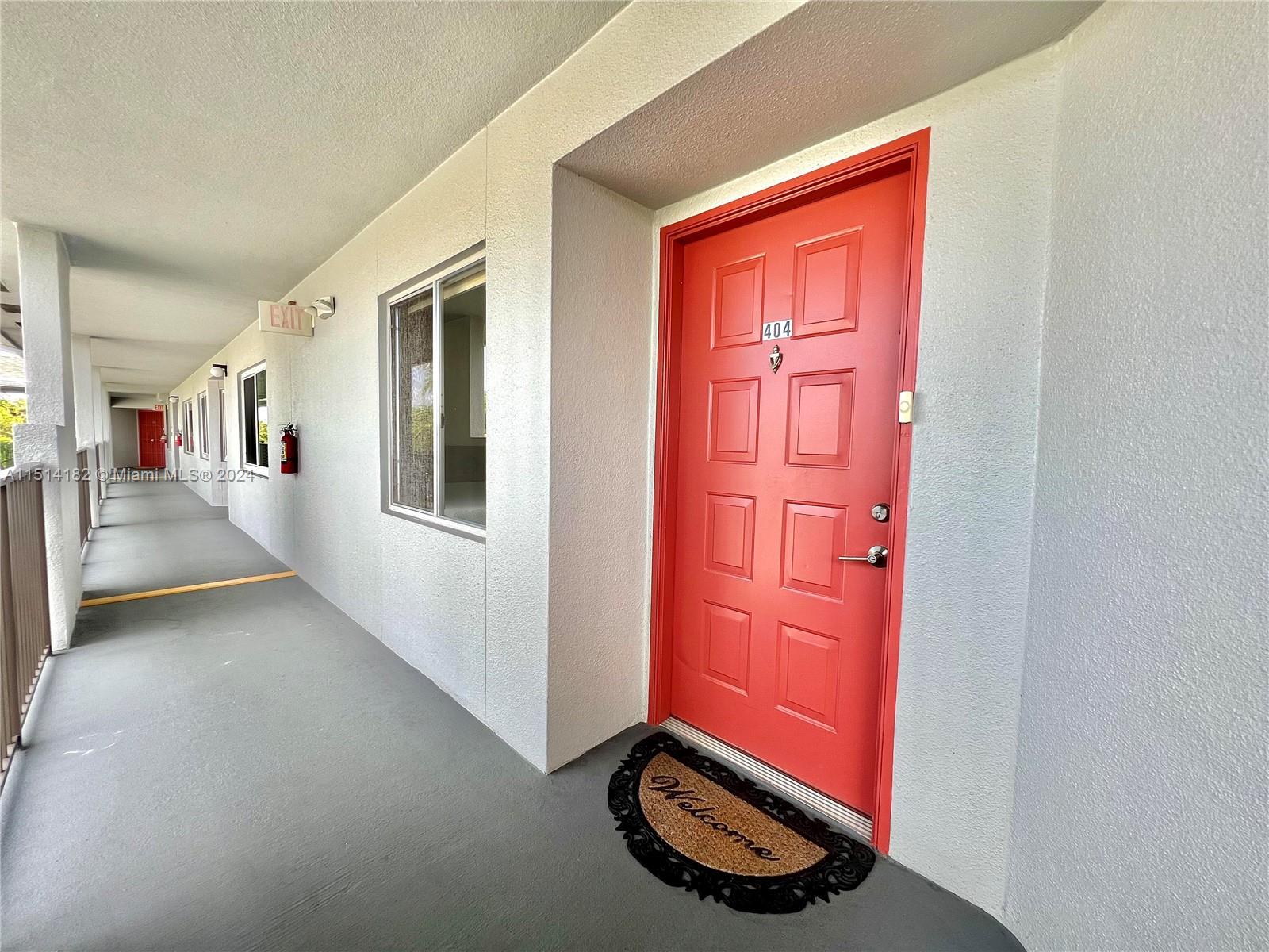 801 138th Ave, Pembroke Pines, FL, 33027 United States, 2 Bedrooms Bedrooms, ,2 BathroomsBathrooms,Residential,For Sale,138th Ave,A11514182