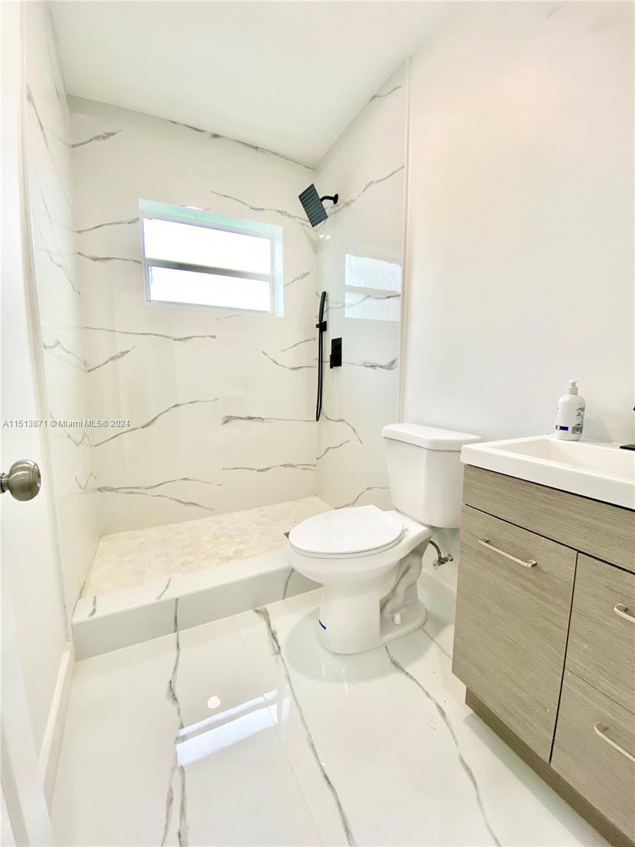 433 NW 8th Ave, Homestead, Florida 33030, 4 Bedrooms Bedrooms, ,2 BathroomsBathrooms,Residential,For Sale,433 NW 8th Ave,A11513871