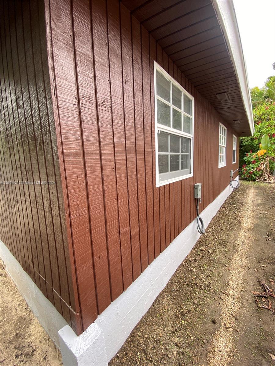 433 NW 8th Ave, Homestead, Florida 33030, 4 Bedrooms Bedrooms, ,2 BathroomsBathrooms,Residential,For Sale,433 NW 8th Ave,A11513871