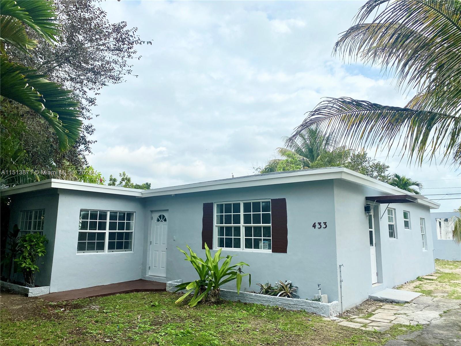 433 NW 8th Ave, Homestead, Florida 33030, 4 Bedrooms Bedrooms, ,2 BathroomsBathrooms,Residential,For Sale,433 NW 8th Ave,A11513871
