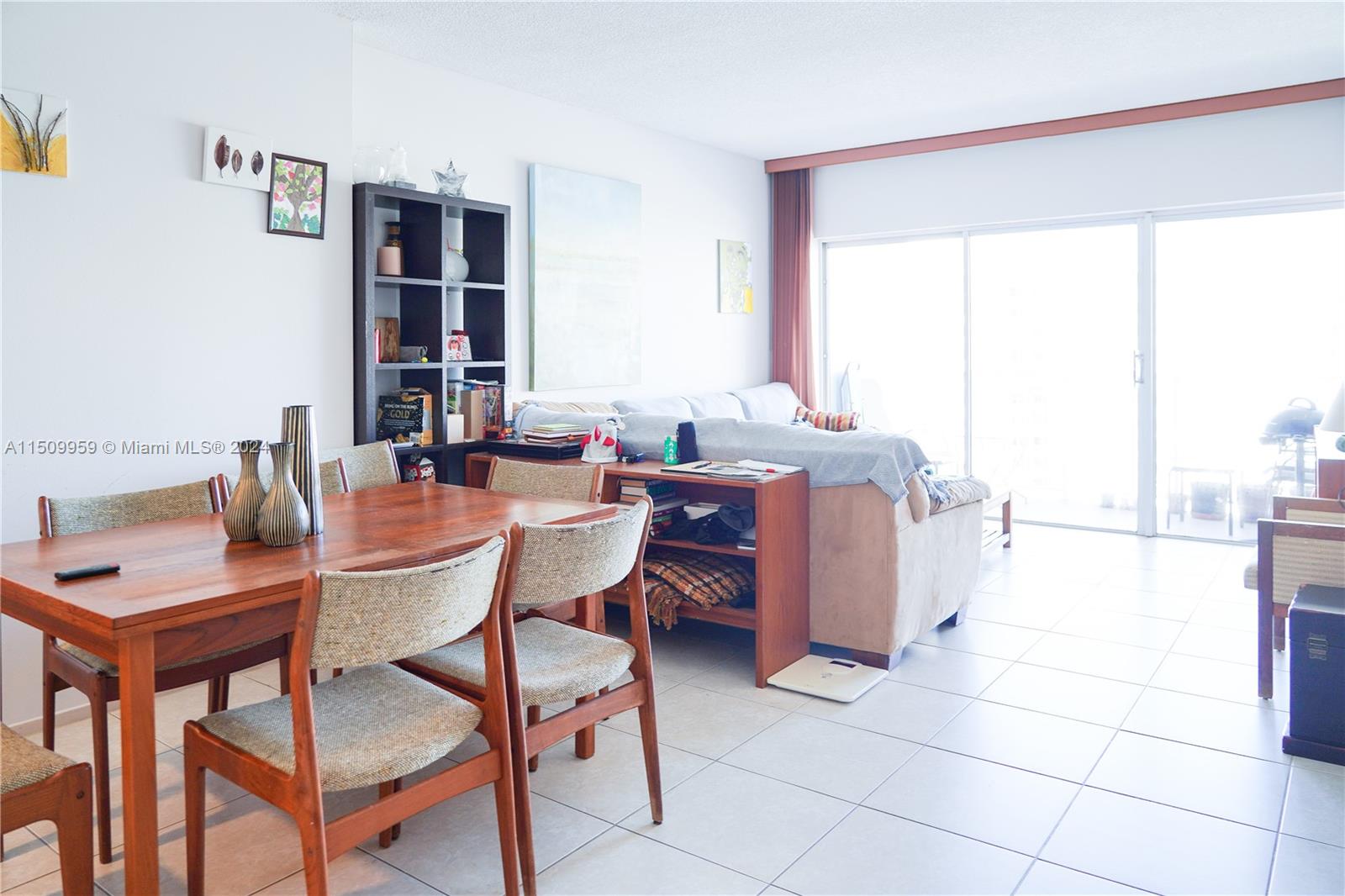 Sunny Isles Beach, FL, 33160 United States, 1 Bedroom Bedrooms, ,1 BathroomBathrooms,Residential,For Sale,A11509959