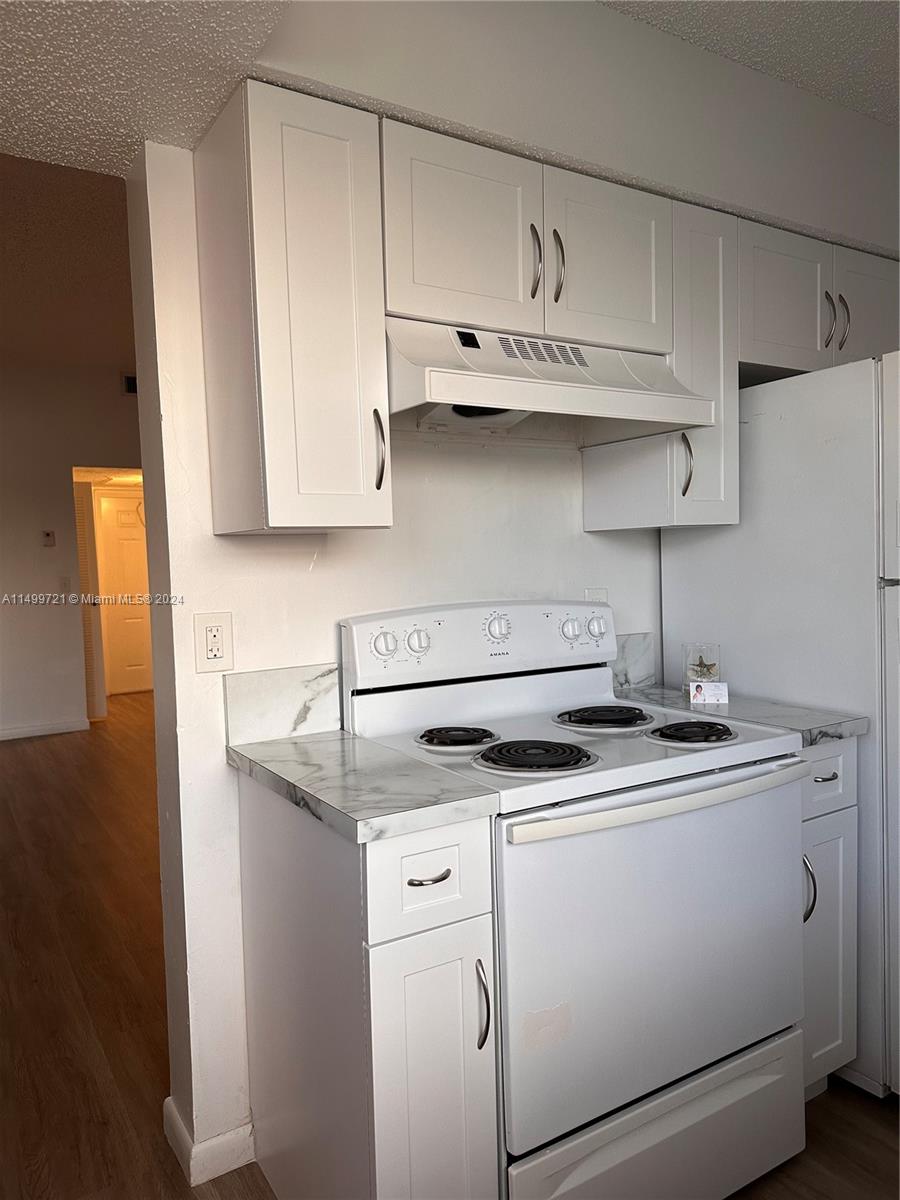 1500 Jefferson Dr 1500D, Homestead, Florida 33034, 2 Bedrooms Bedrooms, ,1 BathroomBathrooms,Residentiallease,For Rent,1500 Jefferson Dr 1500D,A11499721