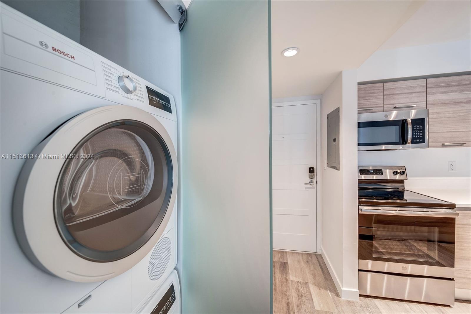 1756 N Bayshore Dr 26L, Miami, Florida 33132, 1 Bedroom Bedrooms, ,1 BathroomBathrooms,Residentiallease,For Rent,1756 N Bayshore Dr 26L,A11513613