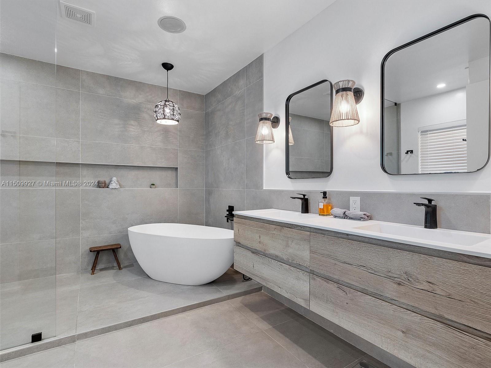 1231 96th St, Bay Harbor Islands, FL, 33154 United States, 4 Bedrooms Bedrooms, ,3 BathroomsBathrooms,Residential,For Sale,96th St,A11509927