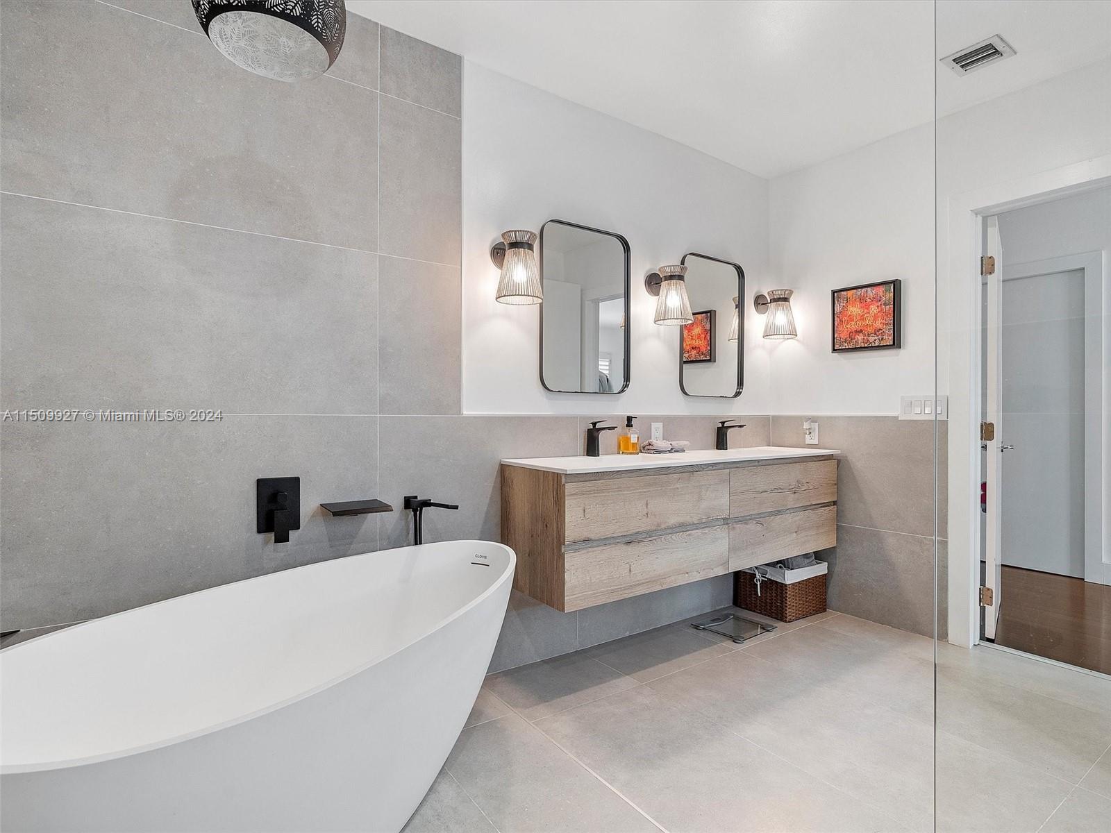 1231 96th St, Bay Harbor Islands, FL, 33154 United States, 4 Bedrooms Bedrooms, ,3 BathroomsBathrooms,Residential,For Sale,96th St,A11509927