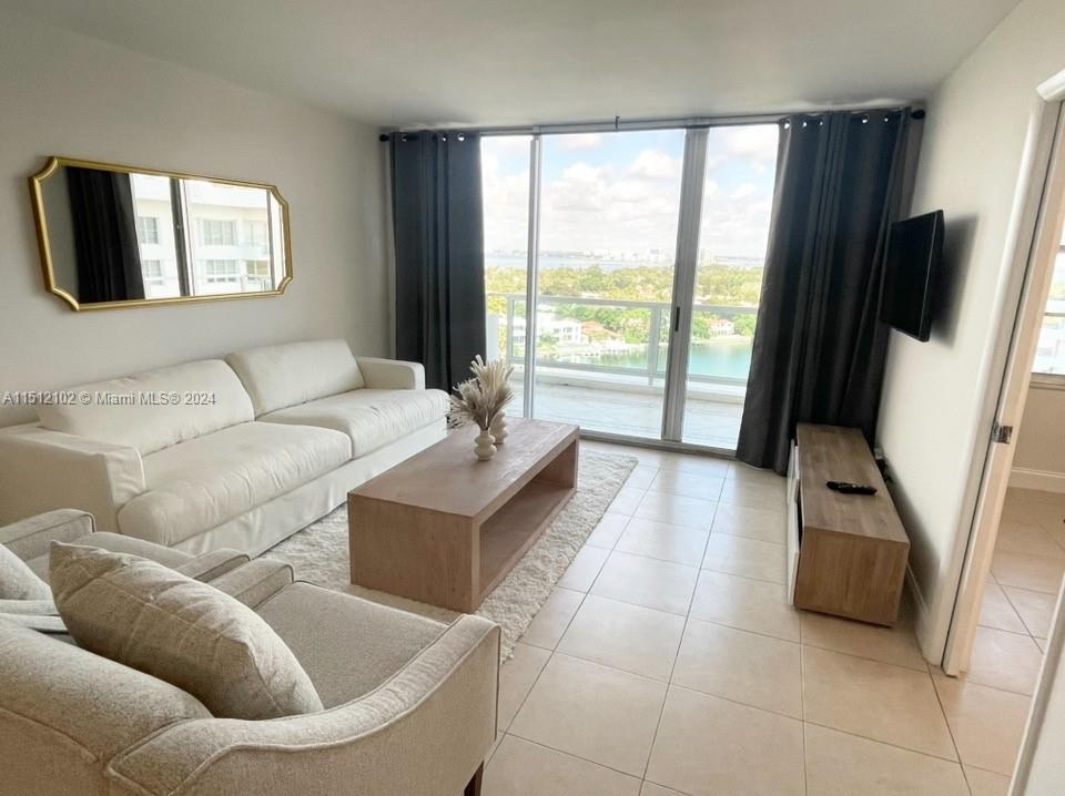 5151 Collins Ave 1722, Miami Beach, Florida 33140, 2 Bedrooms Bedrooms, ,2 BathroomsBathrooms,Residentiallease,For Rent,5151 Collins Ave 1722,A11512102