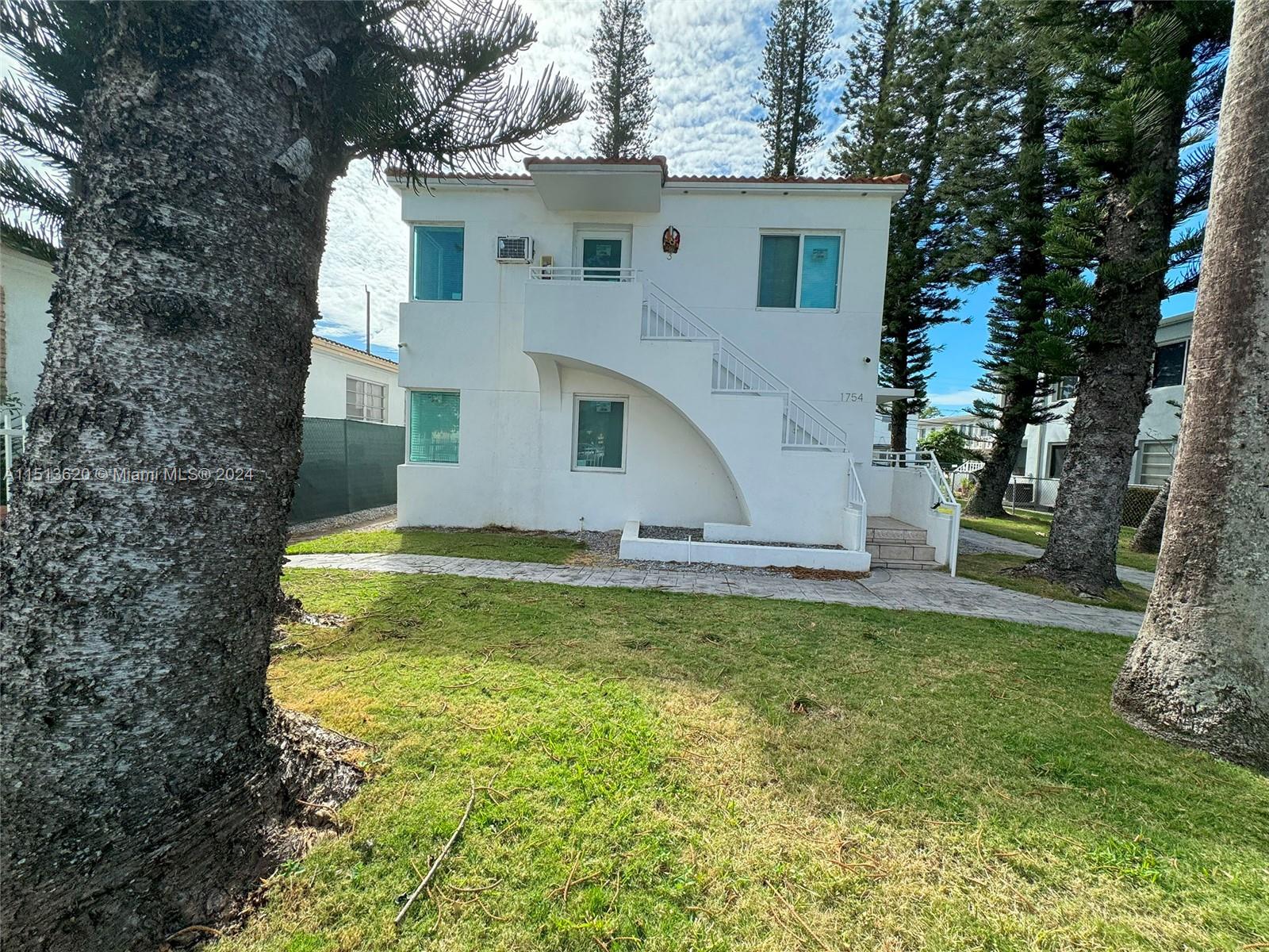 1754 Marseille Dr, Miami Beach, Florida 33141, ,Residentialincome,For Sale,1754 Marseille Dr,A11513620