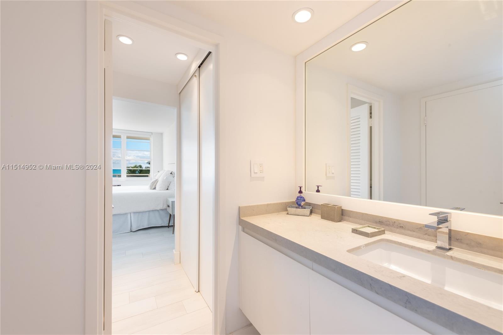 100 Lincoln Rd 619, Miami Beach, Florida 33139, ,1 BathroomBathrooms,Residentiallease,For Rent,100 Lincoln Rd 619,A11514952