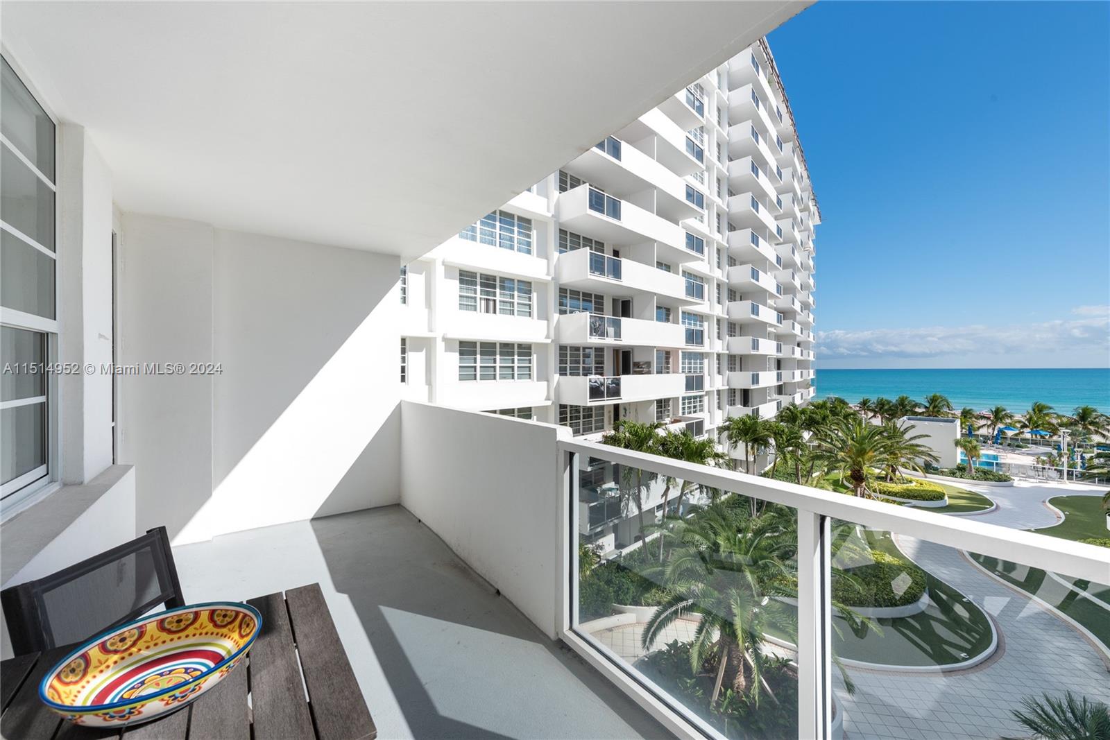 100 Lincoln Rd 619, Miami Beach, Florida 33139, ,1 BathroomBathrooms,Residentiallease,For Rent,100 Lincoln Rd 619,A11514952