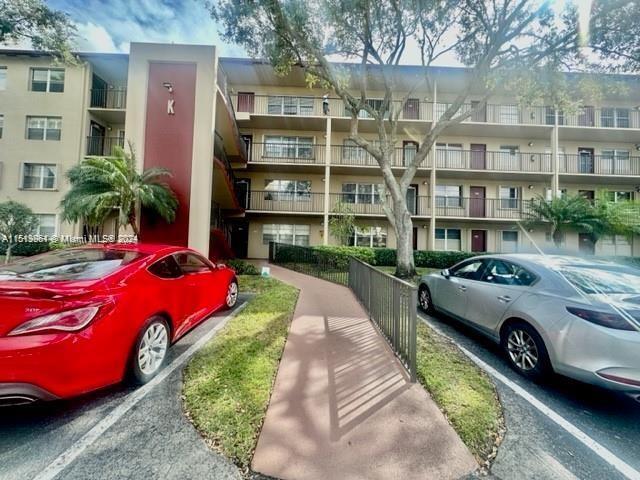 801 SW 133rd Ter #105K For Sale A11513861, FL