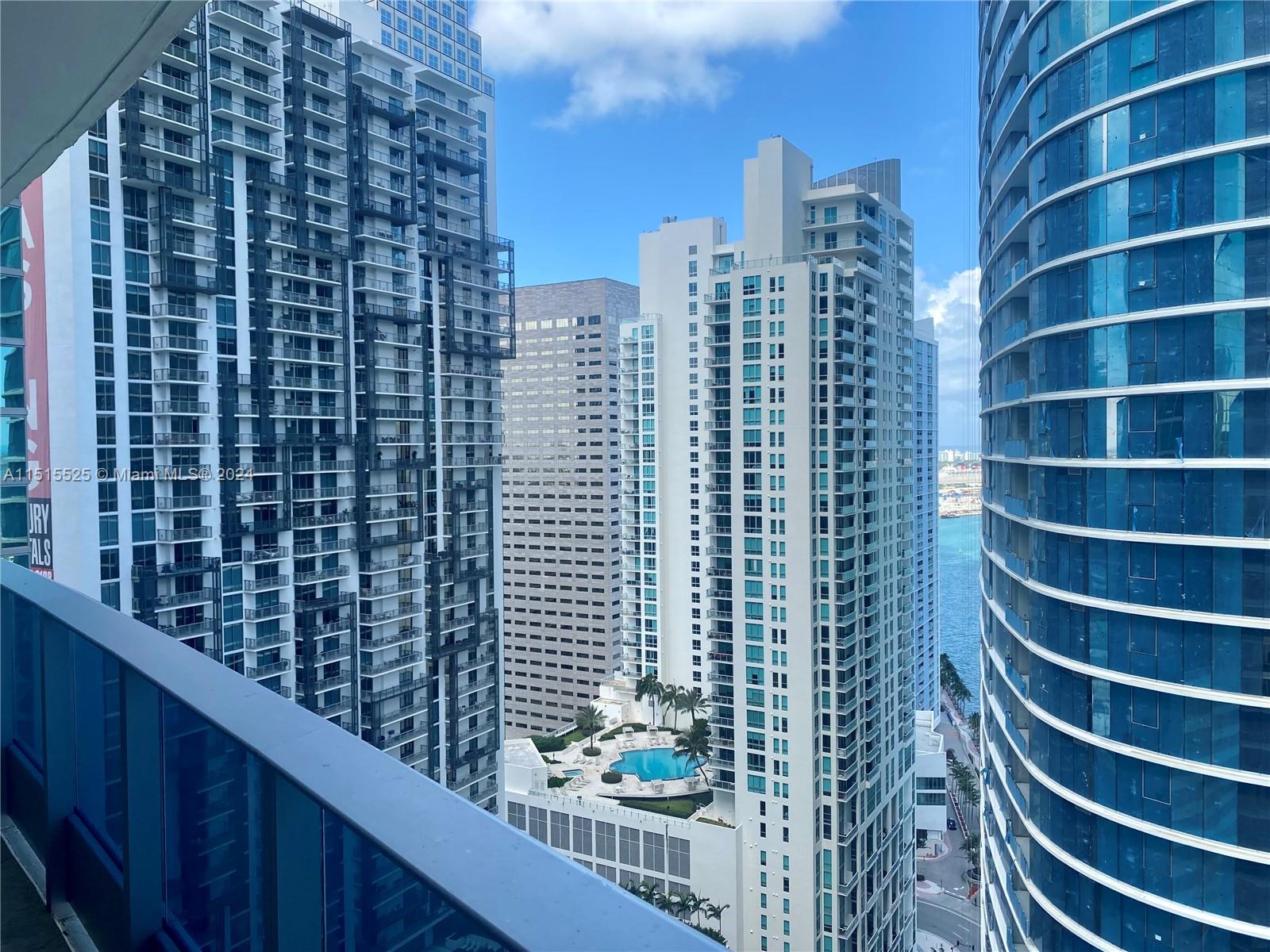 200 Biscayne Boulevard Way 3303, Miami, Florida 33131, 2 Bedrooms Bedrooms, ,2 BathroomsBathrooms,Residentiallease,For Rent,200 Biscayne Boulevard Way 3303,A11515525