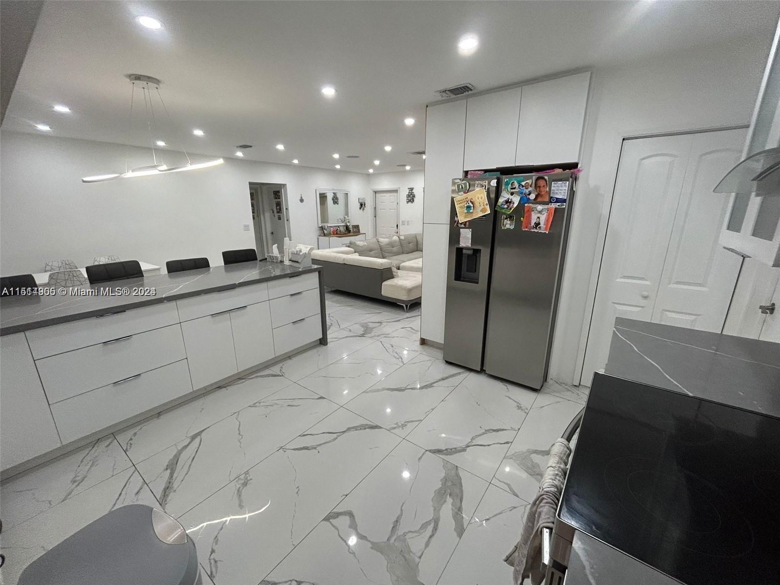 5117 Washington St, Hollywood, Florida 33021, 5 Bedrooms Bedrooms, ,3 BathroomsBathrooms,Residential,For Sale,5117 Washington St,A11514905