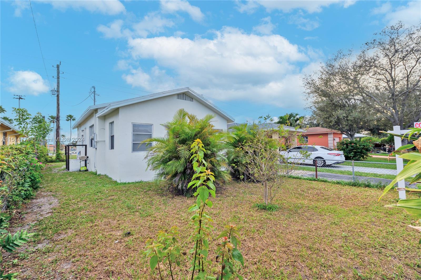 2344 Hope St, Hollywood, Florida 33020, 3 Bedrooms Bedrooms, ,2 BathroomsBathrooms,Residential,For Sale,2344 Hope St,A11514774