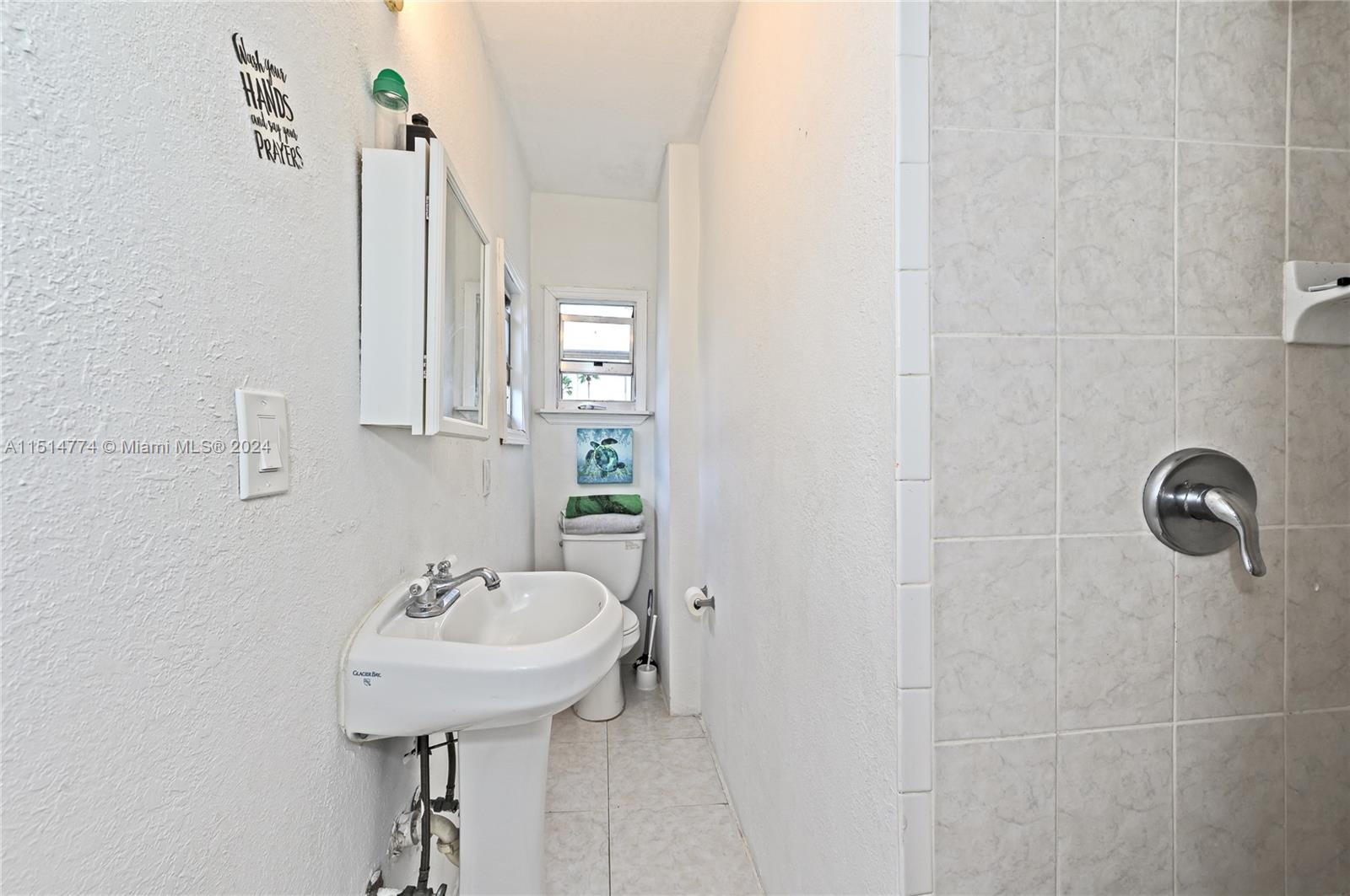 2344 Hope St, Hollywood, Florida 33020, 3 Bedrooms Bedrooms, ,2 BathroomsBathrooms,Residential,For Sale,2344 Hope St,A11514774