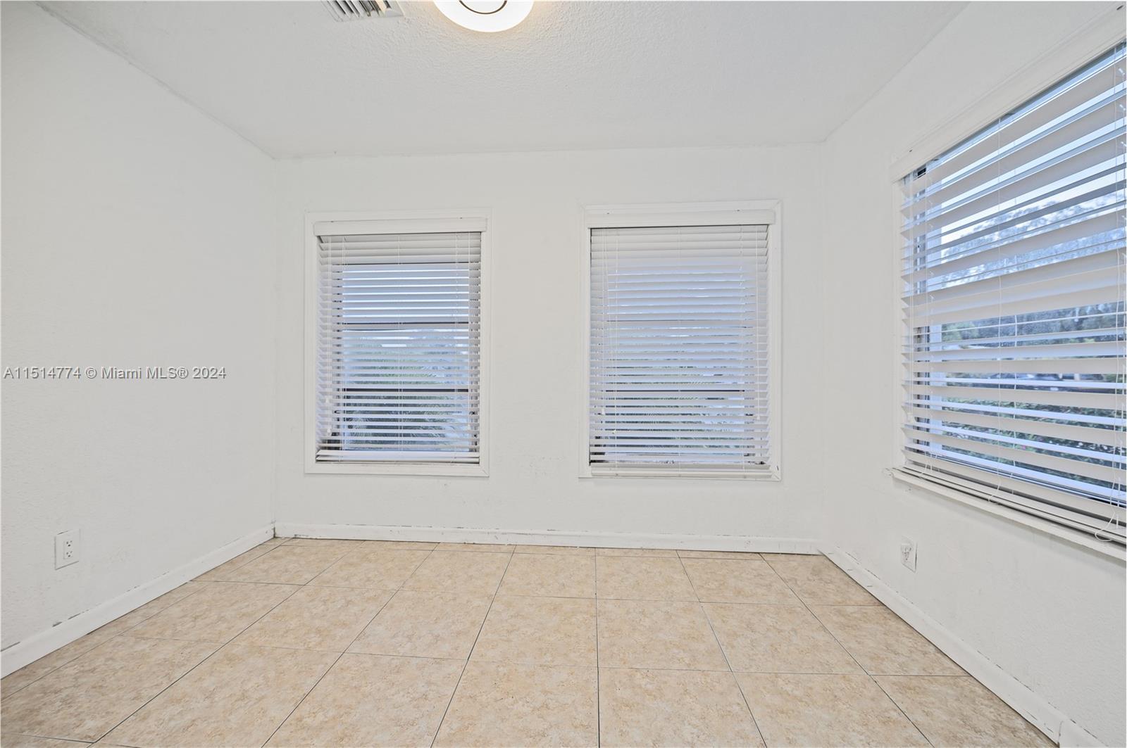 2344 Hope St, Hollywood, Florida 33020, 3 Bedrooms Bedrooms, ,2 BathroomsBathrooms,Residential,For Sale,2344 Hope St,A11514774