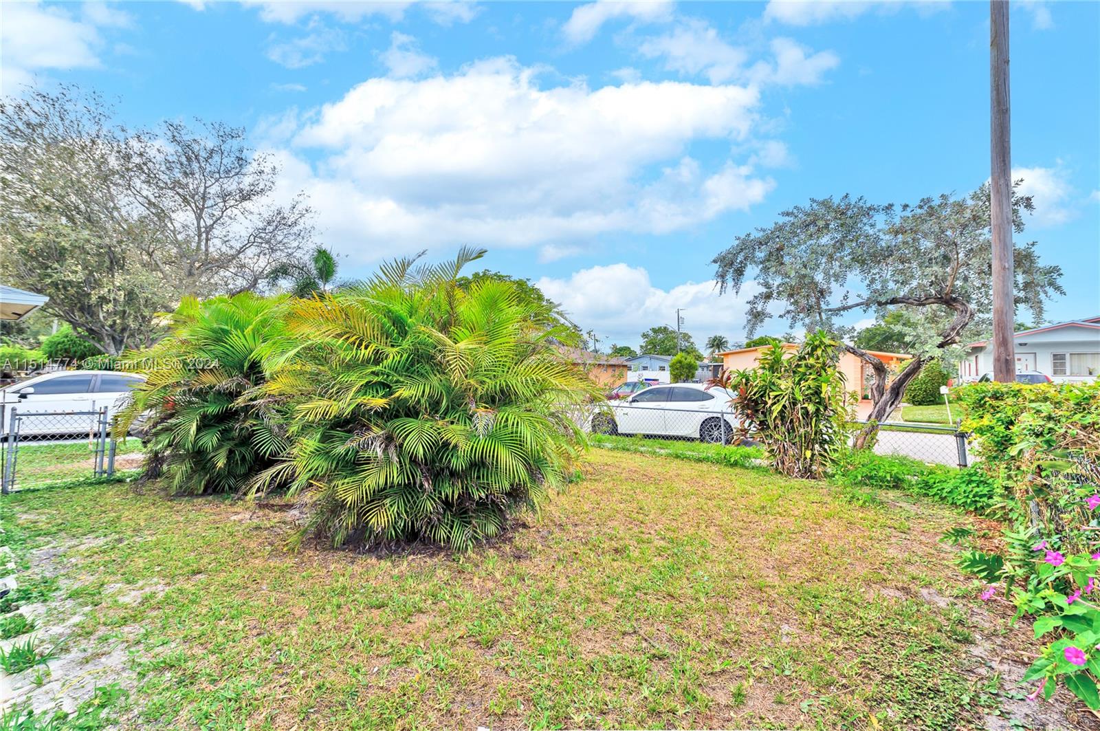 2344 Hope St, Hollywood, Florida 33020, 3 Bedrooms Bedrooms, ,2 BathroomsBathrooms,Residential,For Sale,2344 Hope St,A11514774