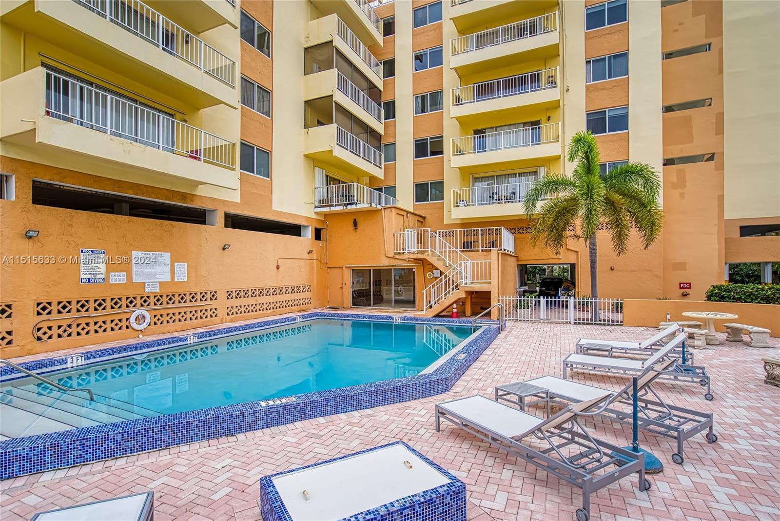 200 178th Dr, Sunny Isles Beach, FL, 33160 United States, 1 Bedroom Bedrooms, ,1 BathroomBathrooms,Residential,For Sale,178th Dr,A11515633