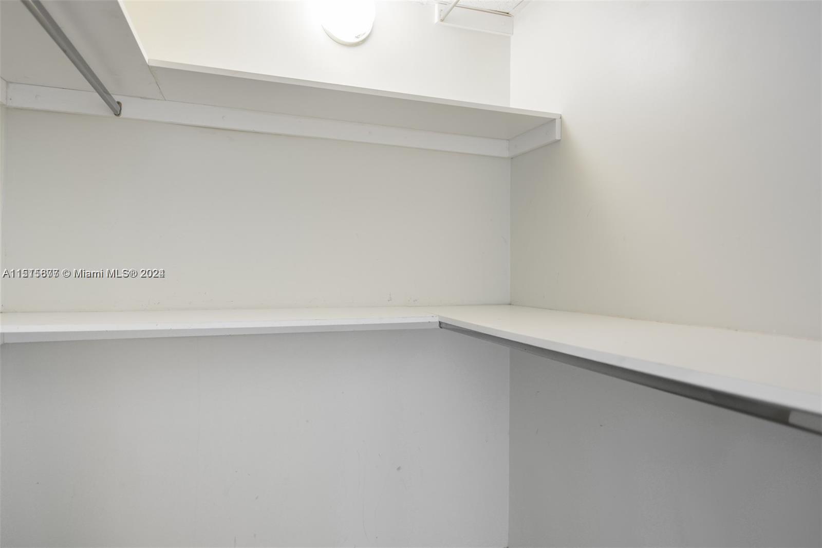 1980 S Ocean Dr PHL, Hallandale Beach, Florida 33009, 1 Bedroom Bedrooms, ,1 BathroomBathrooms,Residentiallease,For Rent,1980 S Ocean Dr PHL,A11515677