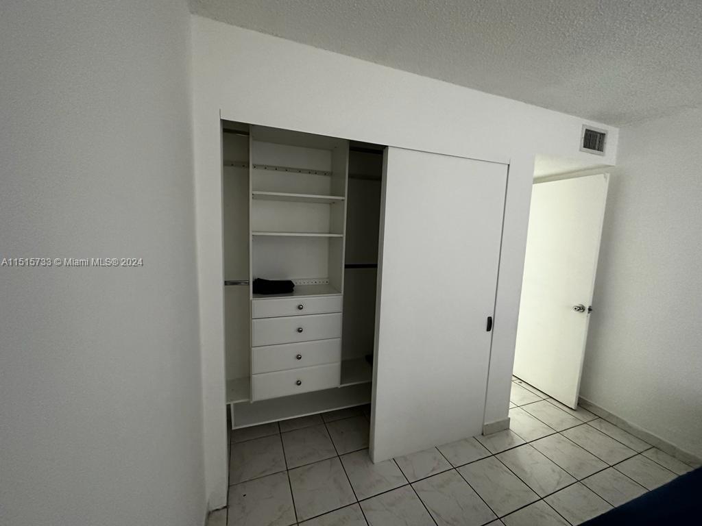 625 NW 10th St 625, Miami, Florida 33136, 3 Bedrooms Bedrooms, ,2 BathroomsBathrooms,Residential,For Sale,625 NW 10th St 625,A11515733