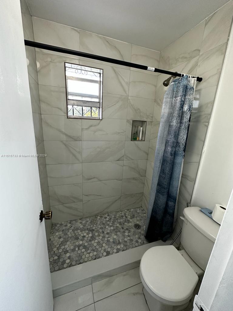 625 NW 10th St 625, Miami, Florida 33136, 3 Bedrooms Bedrooms, ,2 BathroomsBathrooms,Residential,For Sale,625 NW 10th St 625,A11515733