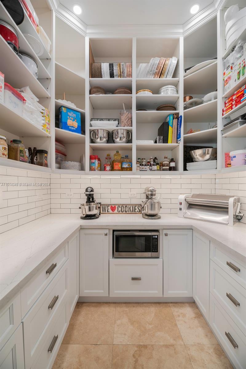 13740 82nd Ct, Palmetto Bay, FL, 33158 United States, 4 Bedrooms Bedrooms, ,4 BathroomsBathrooms,Residential,For Sale,82nd Ct,A11514349