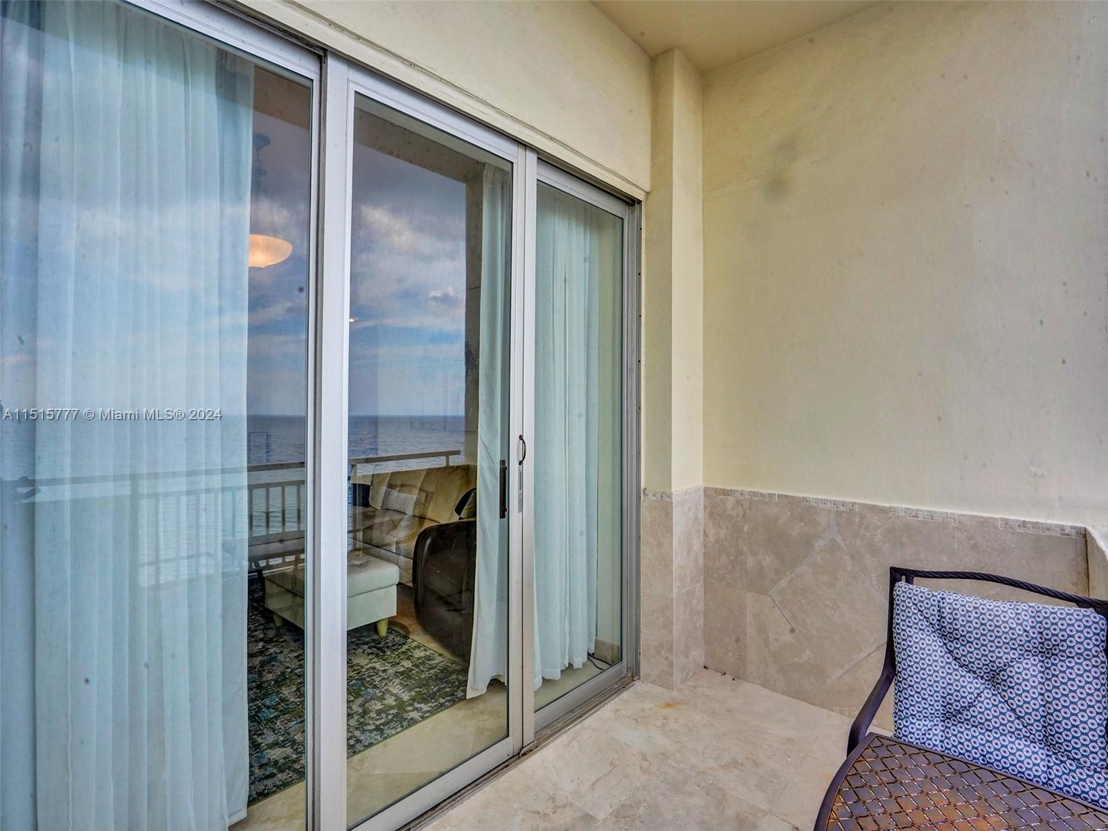 3180 S Ocean Dr 1709, Hallandale Beach, Florida 33009, 2 Bedrooms Bedrooms, ,2 BathroomsBathrooms,Residentiallease,For Rent,3180 S Ocean Dr 1709,A11515777