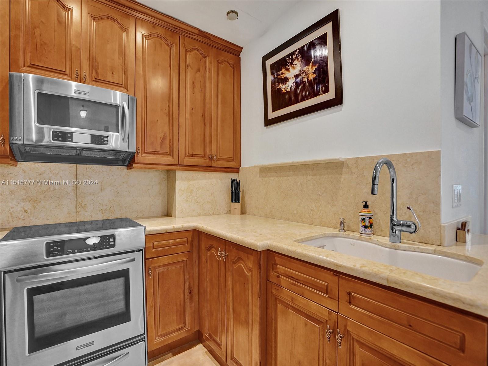 3180 S Ocean Dr 1709, Hallandale Beach, Florida 33009, 2 Bedrooms Bedrooms, ,2 BathroomsBathrooms,Residentiallease,For Rent,3180 S Ocean Dr 1709,A11515777