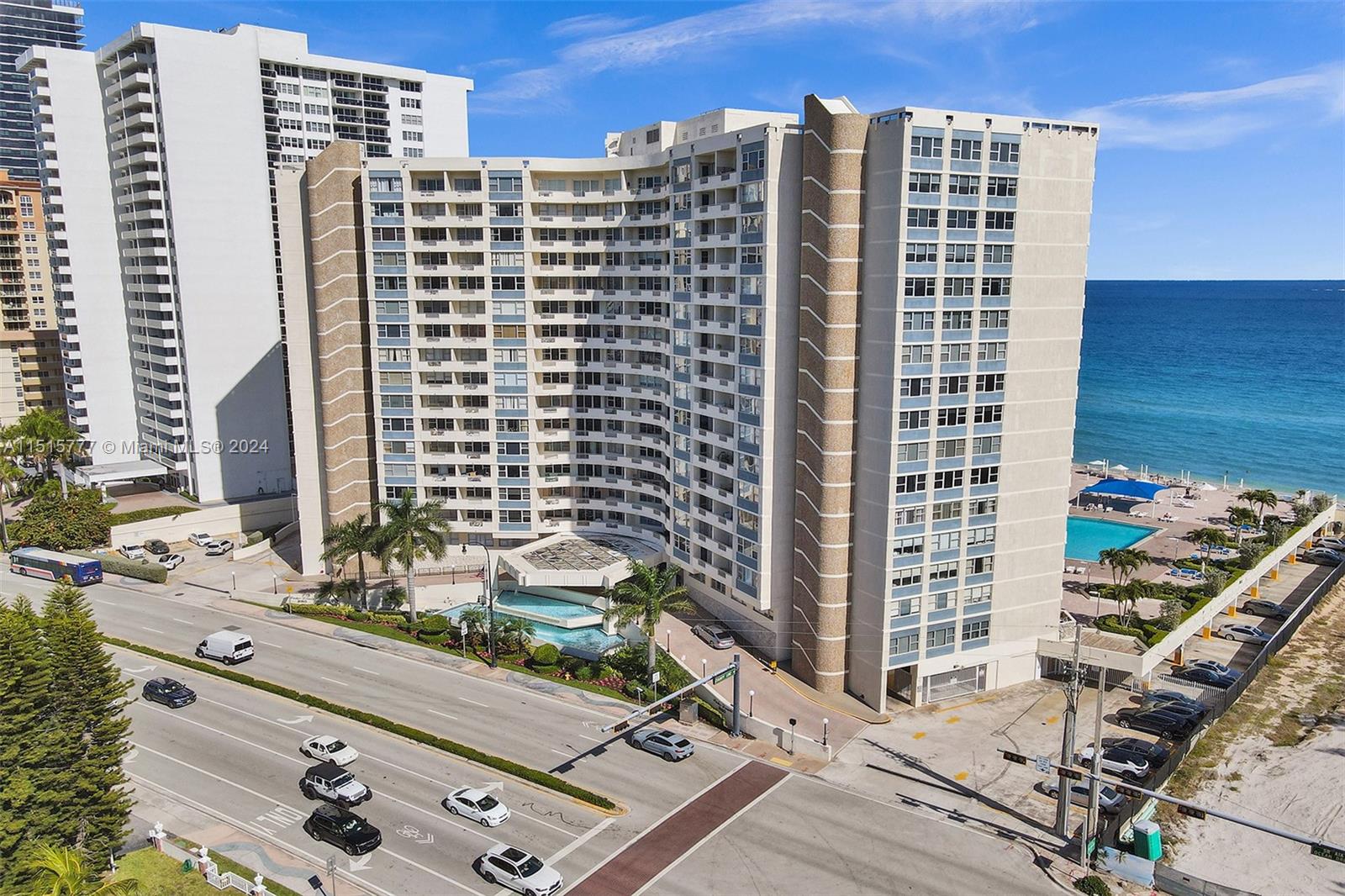 3180 S Ocean Dr 1709, Hallandale Beach, Florida 33009, 2 Bedrooms Bedrooms, ,2 BathroomsBathrooms,Residentiallease,For Rent,3180 S Ocean Dr 1709,A11515777
