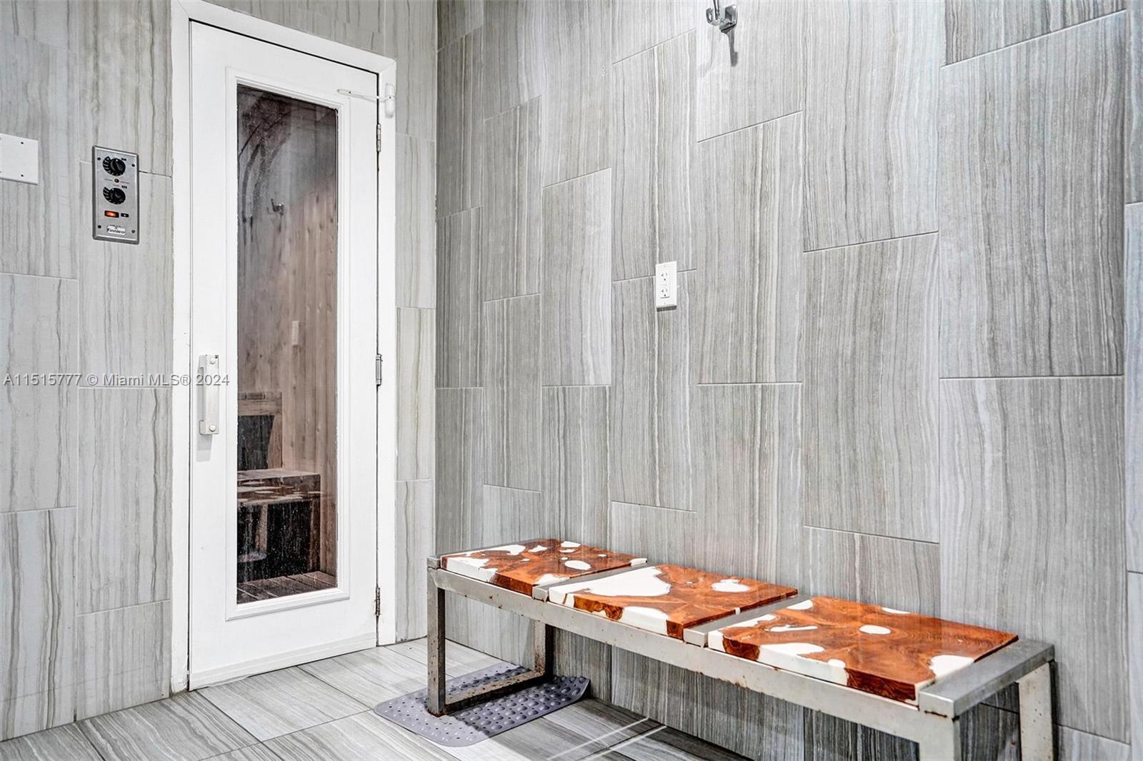 3180 S Ocean Dr 1709, Hallandale Beach, Florida 33009, 2 Bedrooms Bedrooms, ,2 BathroomsBathrooms,Residentiallease,For Rent,3180 S Ocean Dr 1709,A11515777