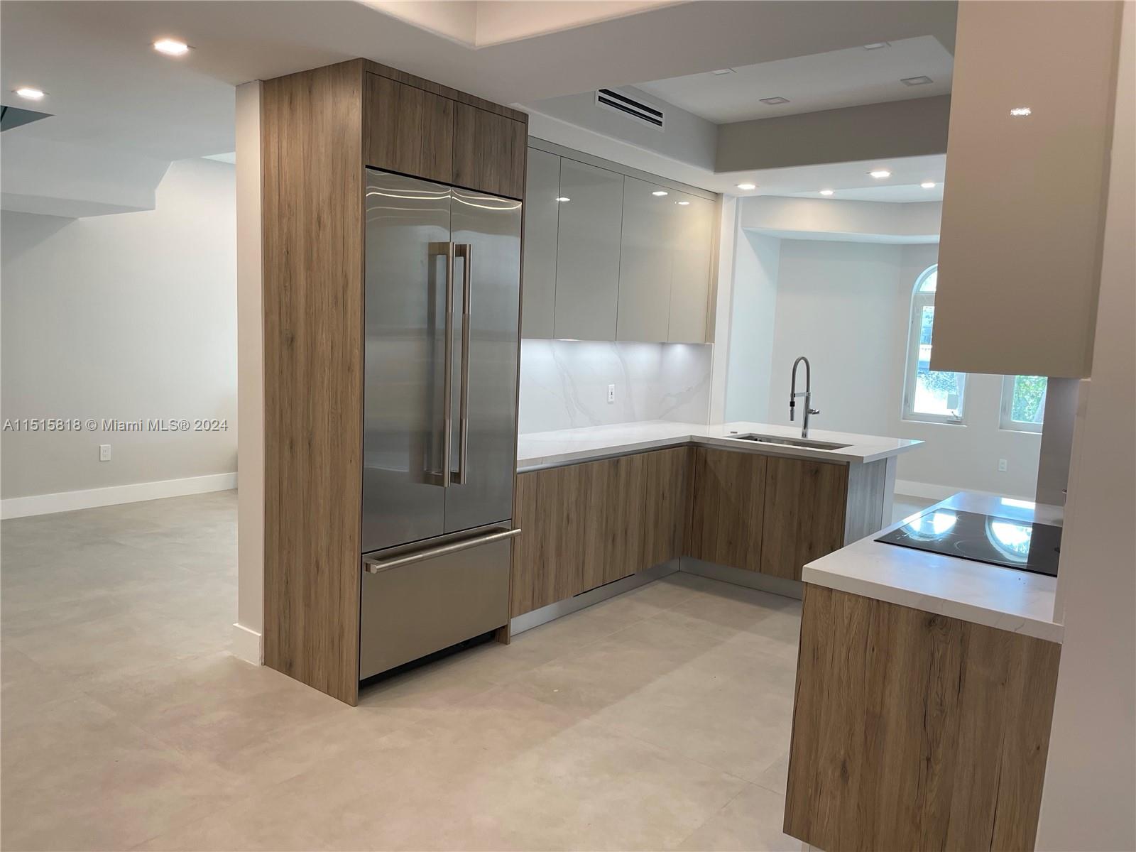 20940 NE 31st Pl, Aventura, FL 33180, 3 Bedrooms Bedrooms, ,2 BathroomsBathrooms,Residential,For Sale,31st Pl,A11515818