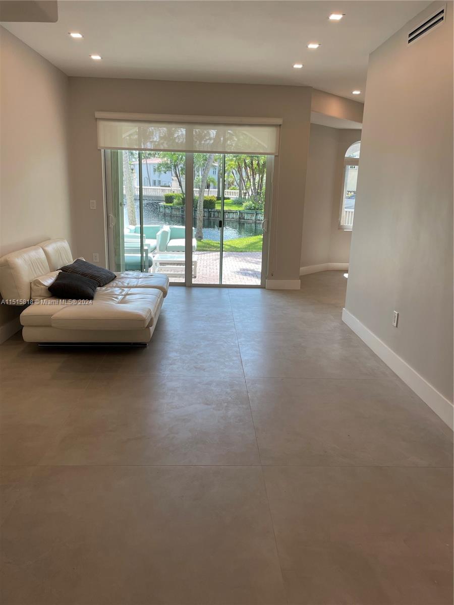 20940 NE 31st Pl, Aventura, FL 33180, 3 Bedrooms Bedrooms, ,2 BathroomsBathrooms,Residential,For Sale,31st Pl,A11515818