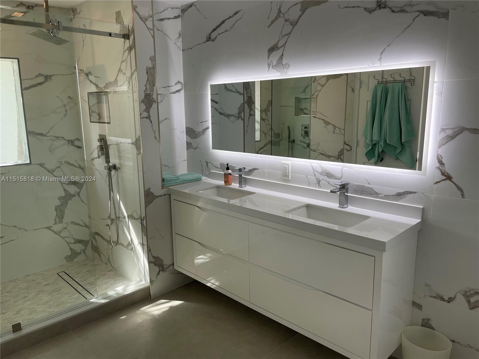 20940 NE 31st Pl, Aventura, FL 33180, 3 Bedrooms Bedrooms, ,2 BathroomsBathrooms,Residential,For Sale,31st Pl,A11515818
