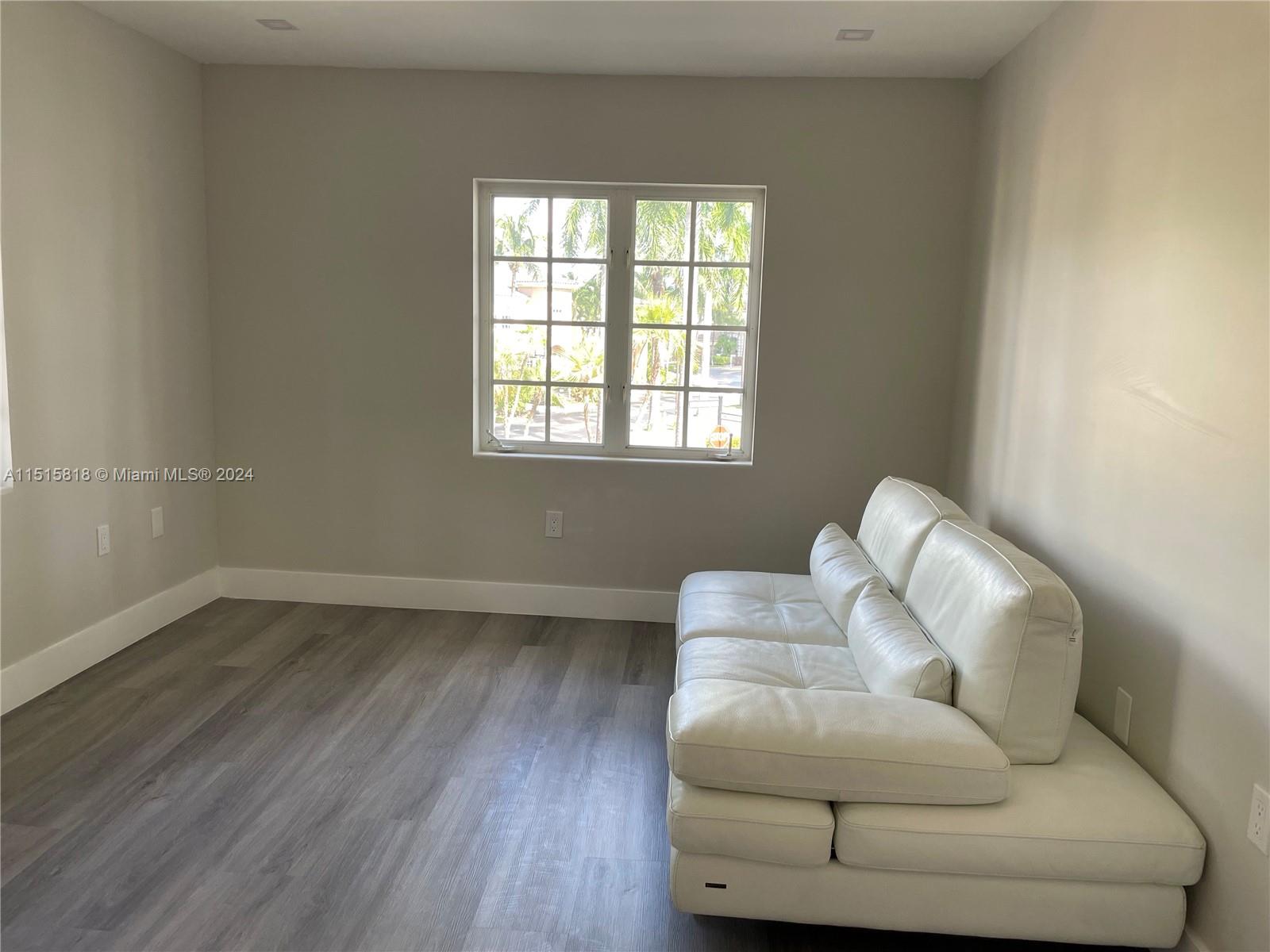 20940 NE 31st Pl, Aventura, FL 33180, 3 Bedrooms Bedrooms, ,2 BathroomsBathrooms,Residential,For Sale,31st Pl,A11515818