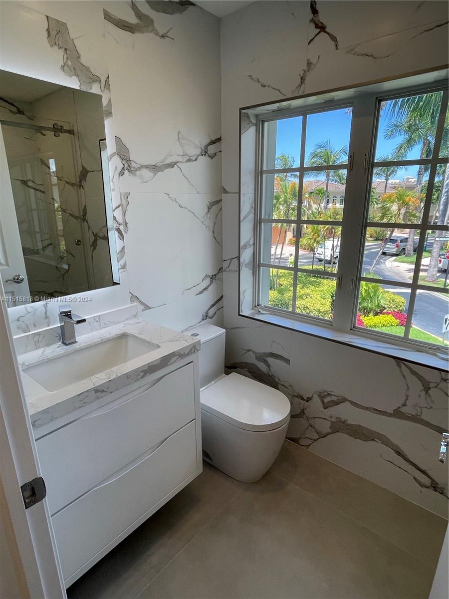 20940 NE 31st Pl, Aventura, FL 33180, 3 Bedrooms Bedrooms, ,2 BathroomsBathrooms,Residential,For Sale,31st Pl,A11515818