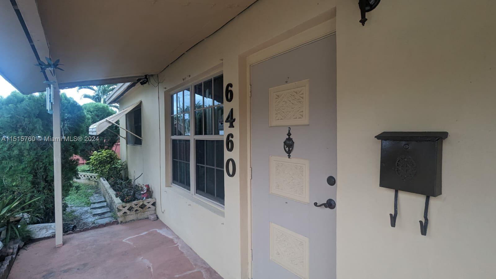 6460 Perry St, Hollywood, Florida 33024, 2 Bedrooms Bedrooms, ,2 BathroomsBathrooms,Residential,For Sale,6460 Perry St,A11515760