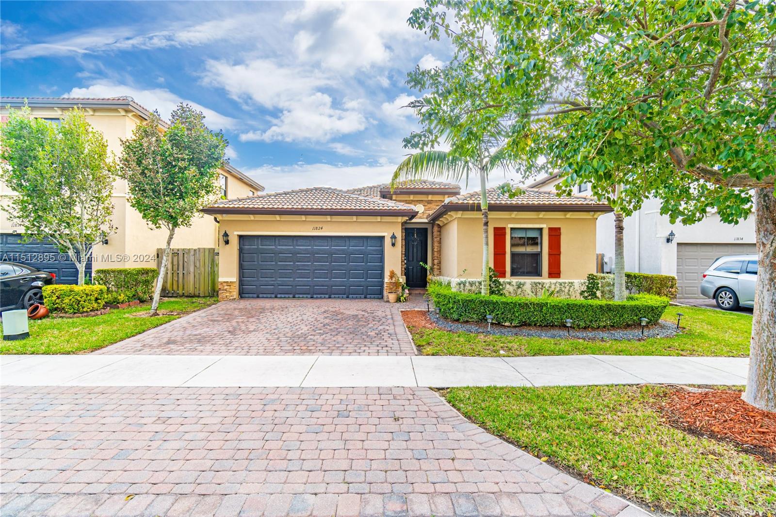 11824 SW 232nd Ln  For Sale A11512895, FL