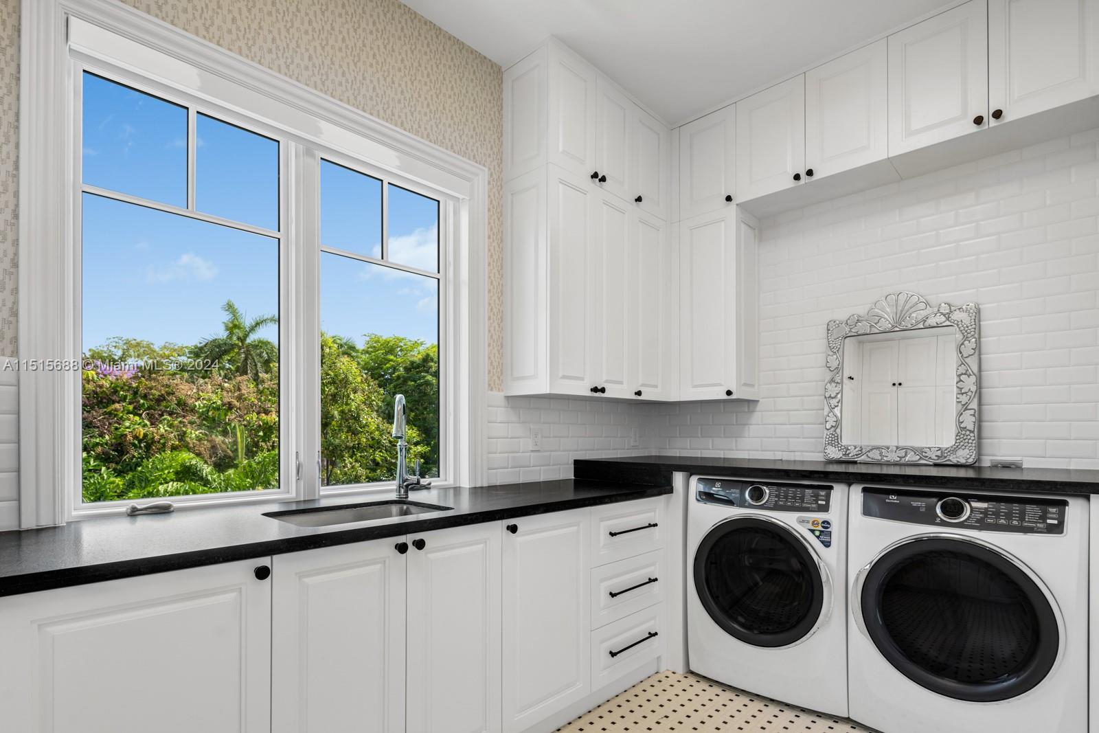 8840 61st Ct, Pinecrest, FL, 33156 United States, 7 Bedrooms Bedrooms, ,7 BathroomsBathrooms,Residential,For Sale,61st Ct,A11515688